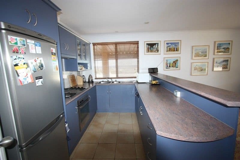 1 Crest Drive, SEAFORD RISE SA 5169, Seaford Rise - Thumbnail 8