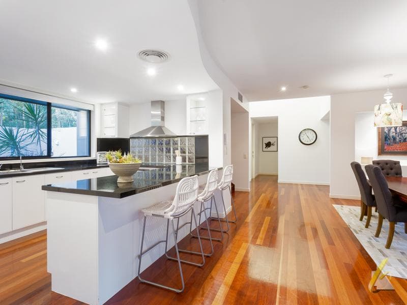 68 Tristania Road, Chapel Hill - Thumbnail 4