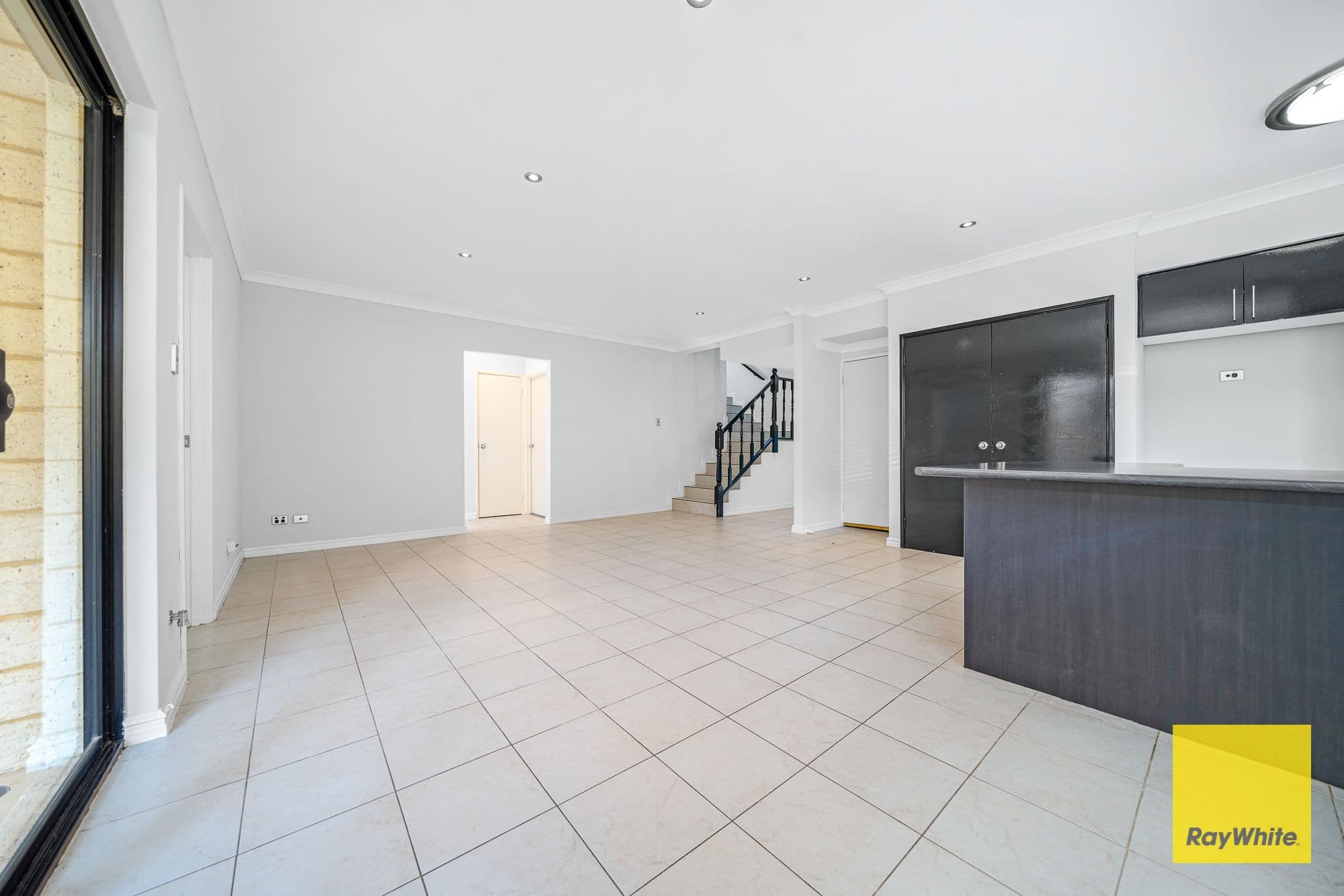147 Wilmington Crescent, Balga WA 6061, Balga - Thumbnail 4