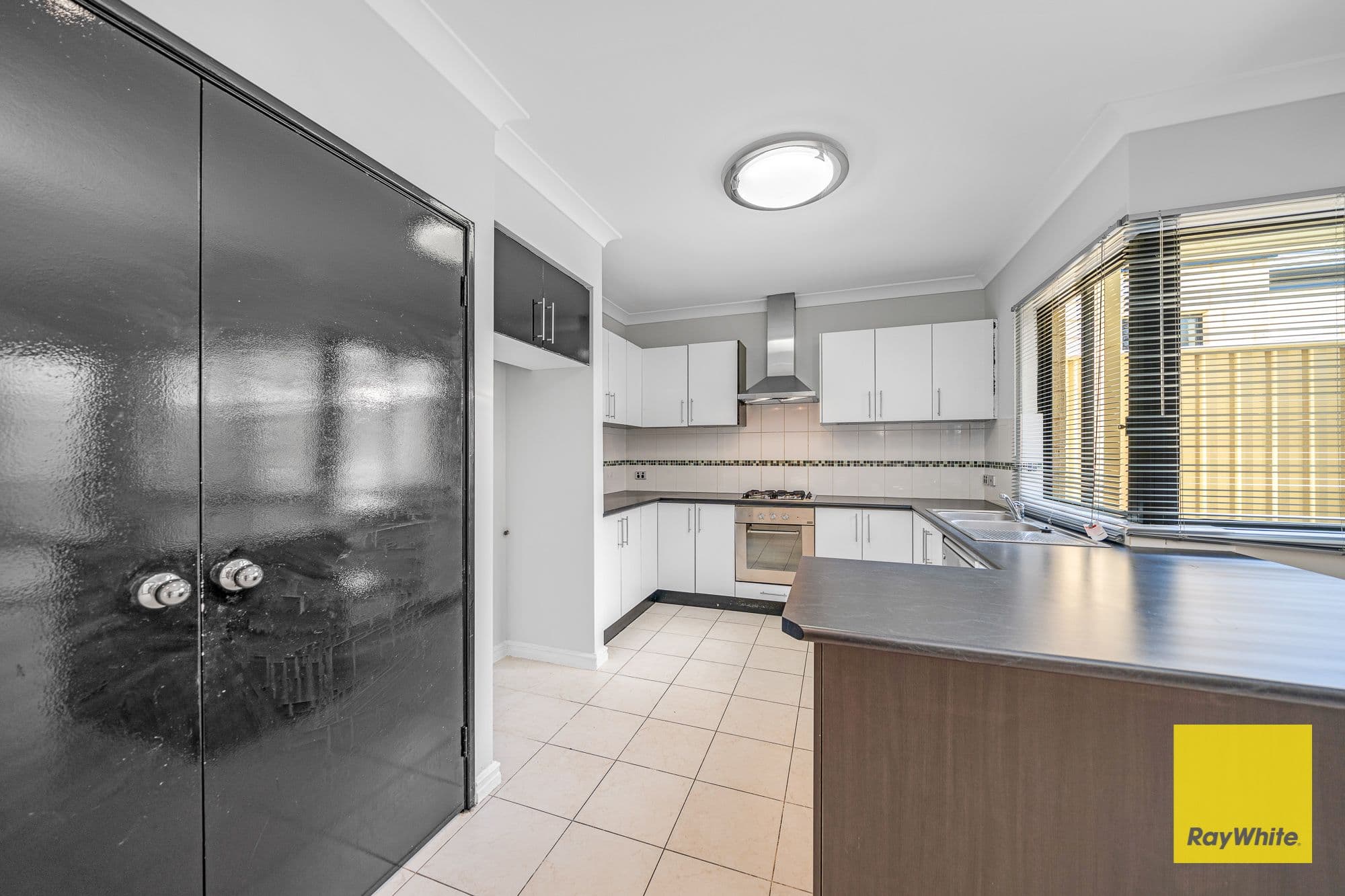147 Wilmington Crescent, Balga WA 6061, Balga - Thumbnail 5