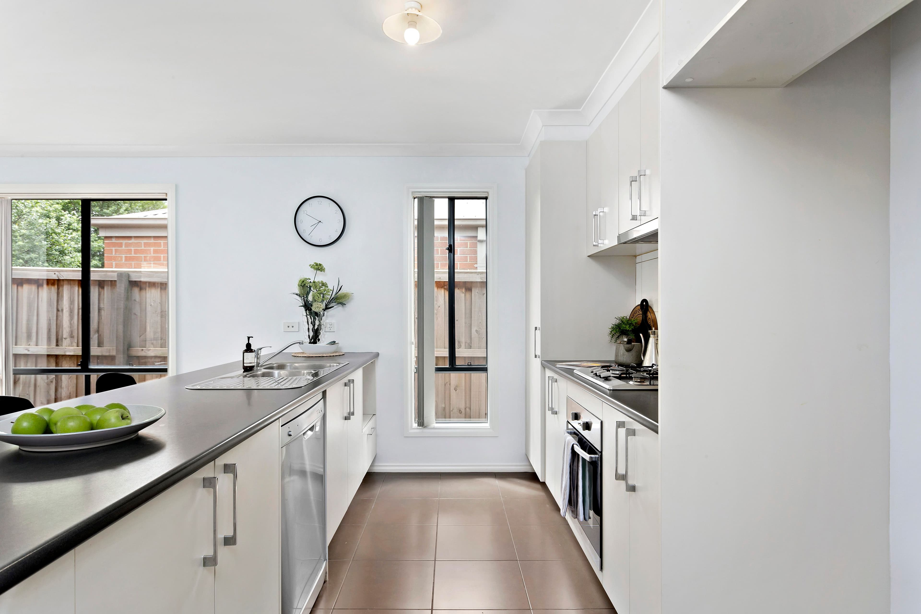 9 Brigantia Street, Epping VIC 3076, Epping - Thumbnail 2