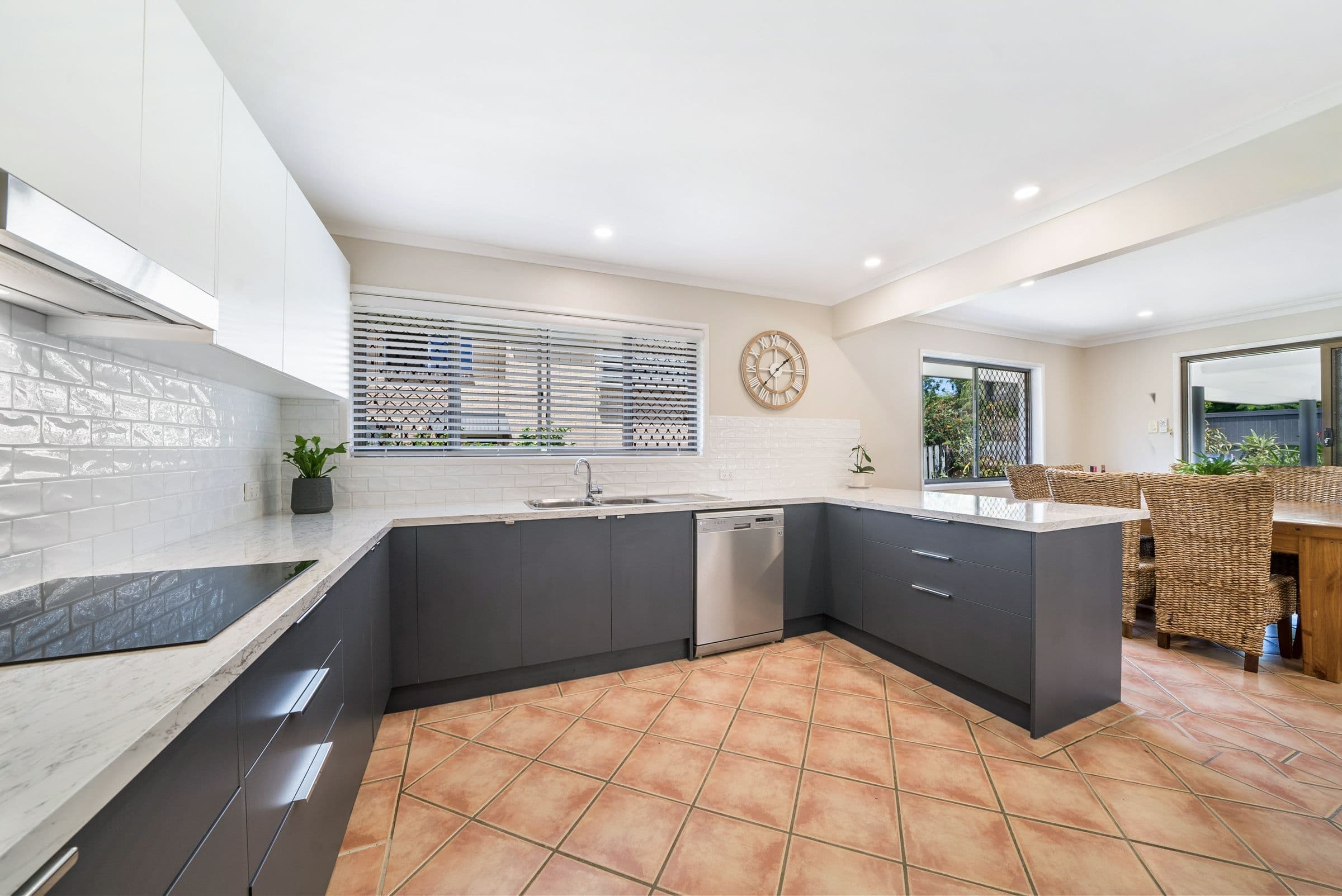 23 Waratah Drive, Clontarf QLD 4019, Clontarf - Thumbnail 4