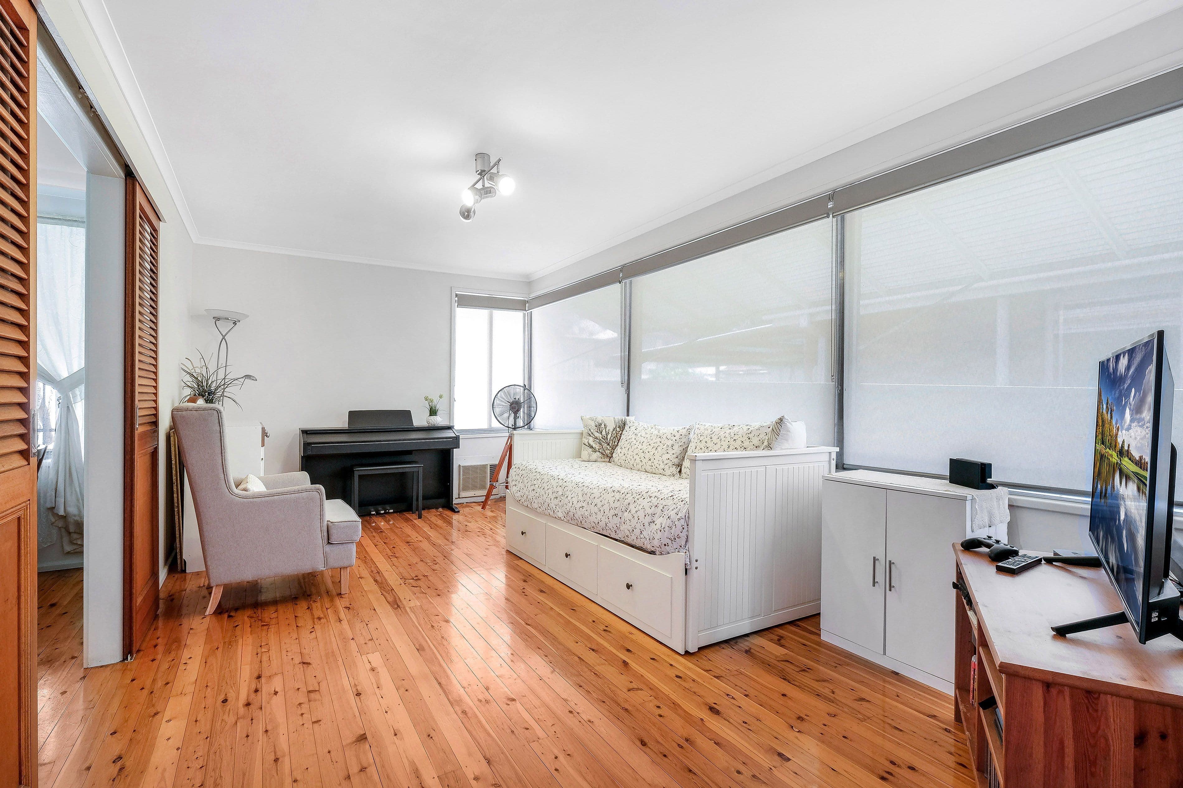 29 Merle Street, Bass Hill NSW 2197, Bass Hill - Thumbnail 2