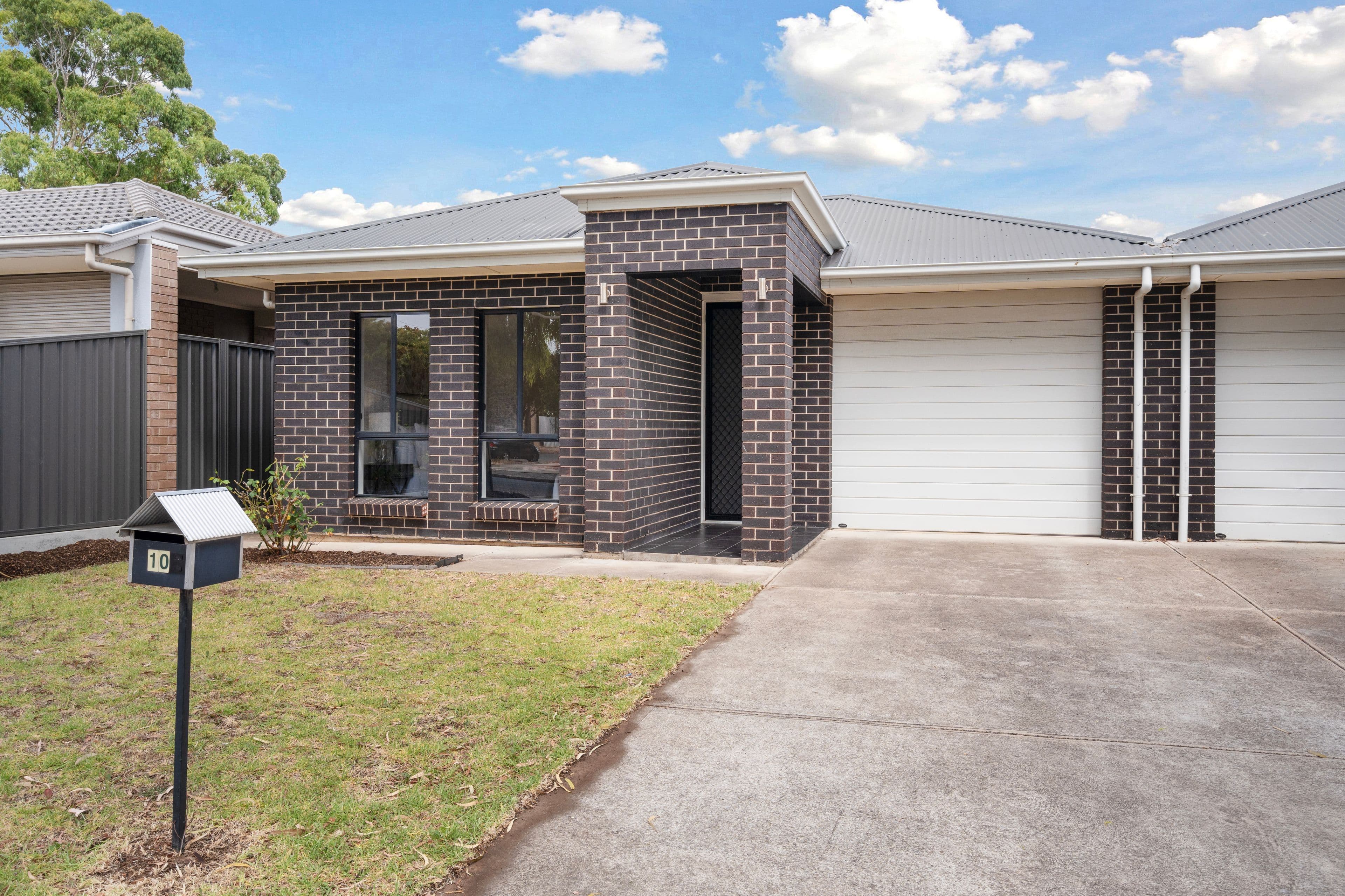 10 Tarranna Avenue, Park Holme SA 5043, Park Holme - Image 1