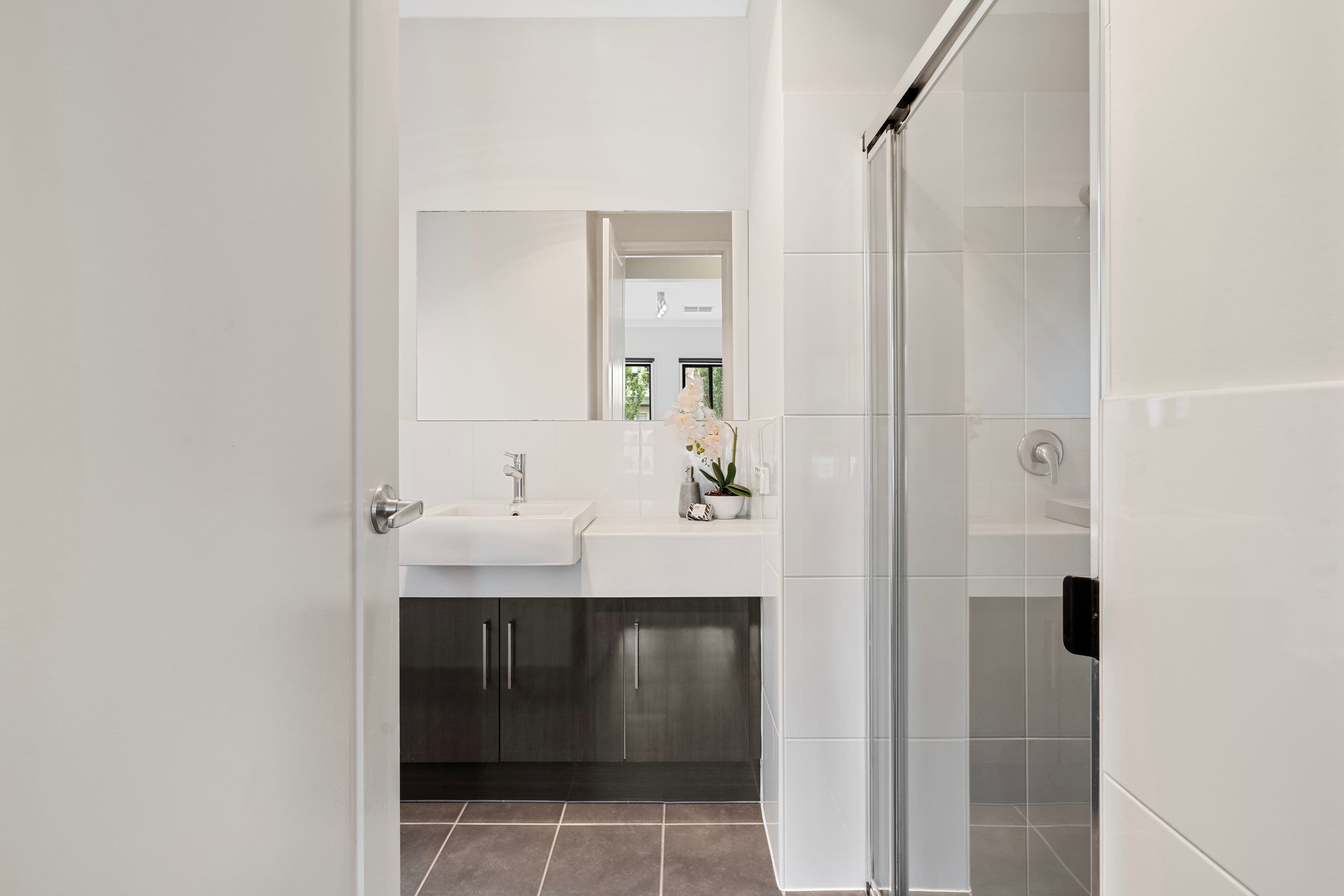 10 Tarranna Avenue, Park Holme SA 5043, Park Holme - Thumbnail 4