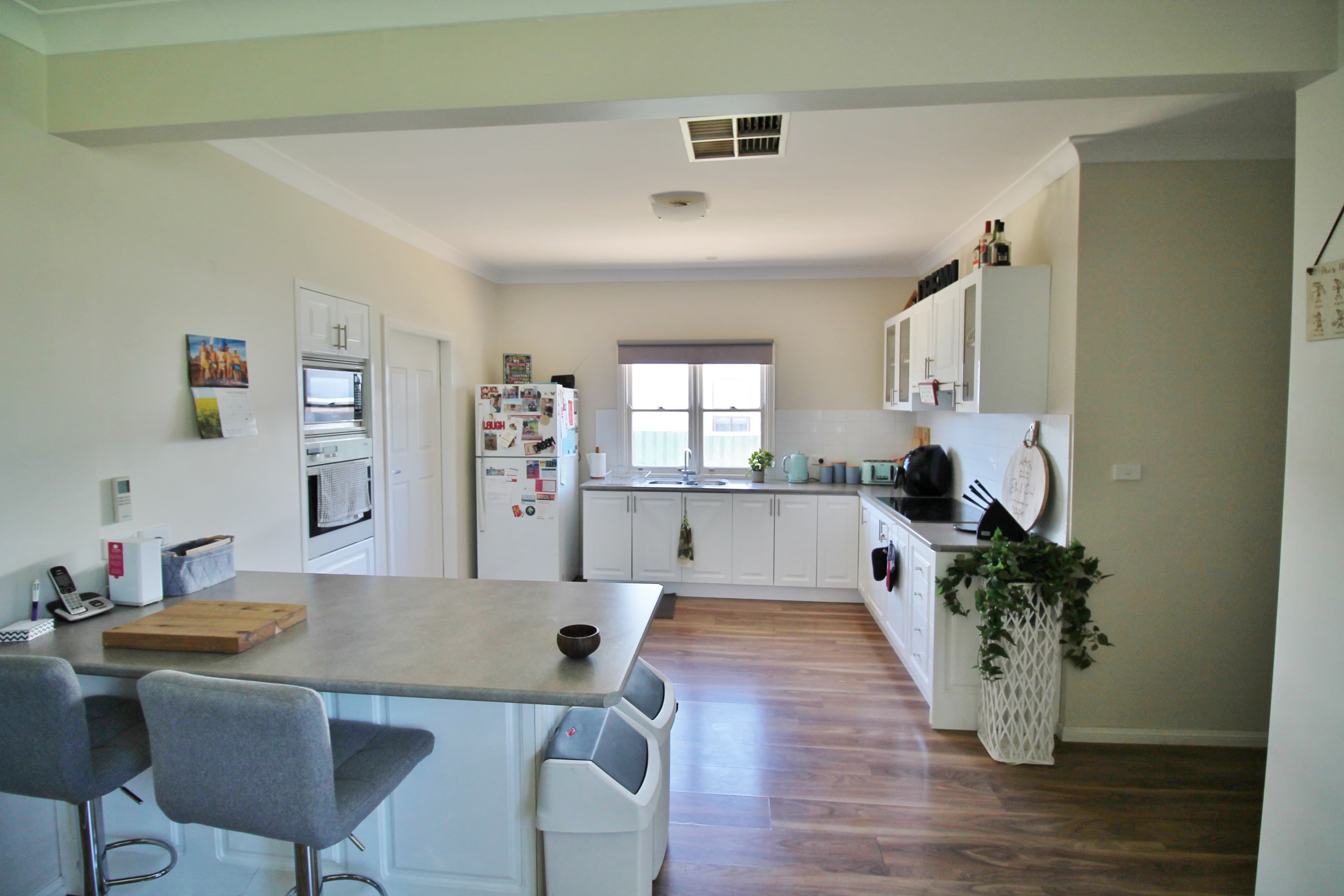 41 Murringo Street, Young NSW 2594, Young - Thumbnail 2