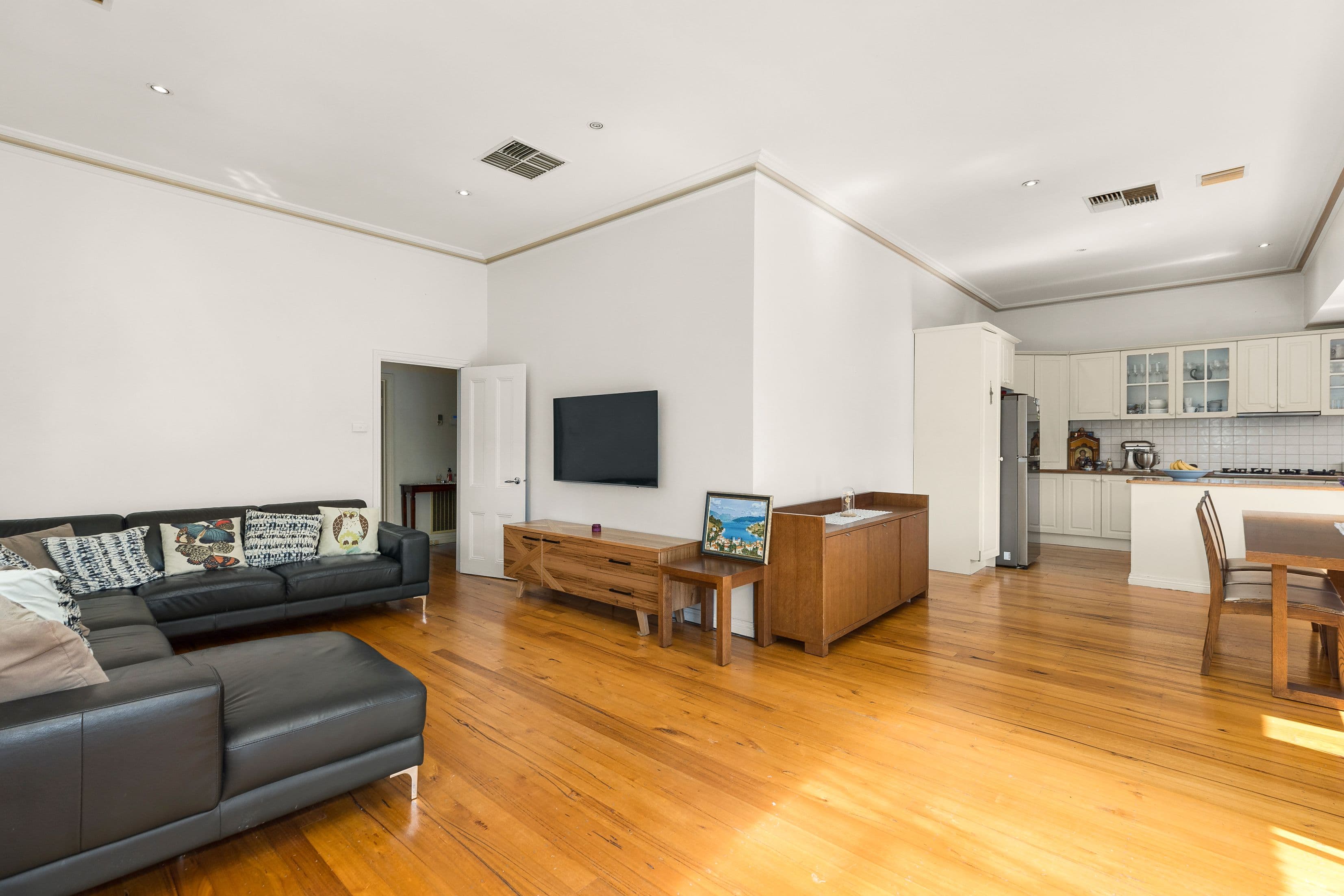 61 Dunstan Avenue, Brunswick VIC 3056, Brunswick - Thumbnail 6