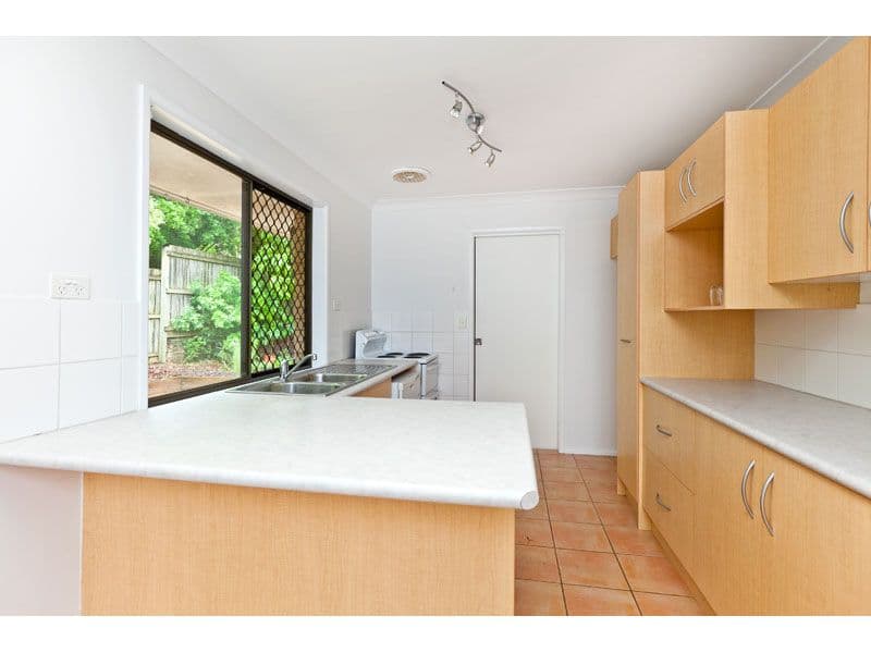 32 Mergowie Drive, CLEVELAND QLD 4163, Cleveland - Thumbnail 2