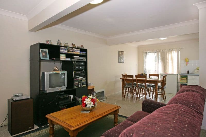 21 Adrian Close, BATEAU BAY NSW 2261, Bateau Bay - Thumbnail 4