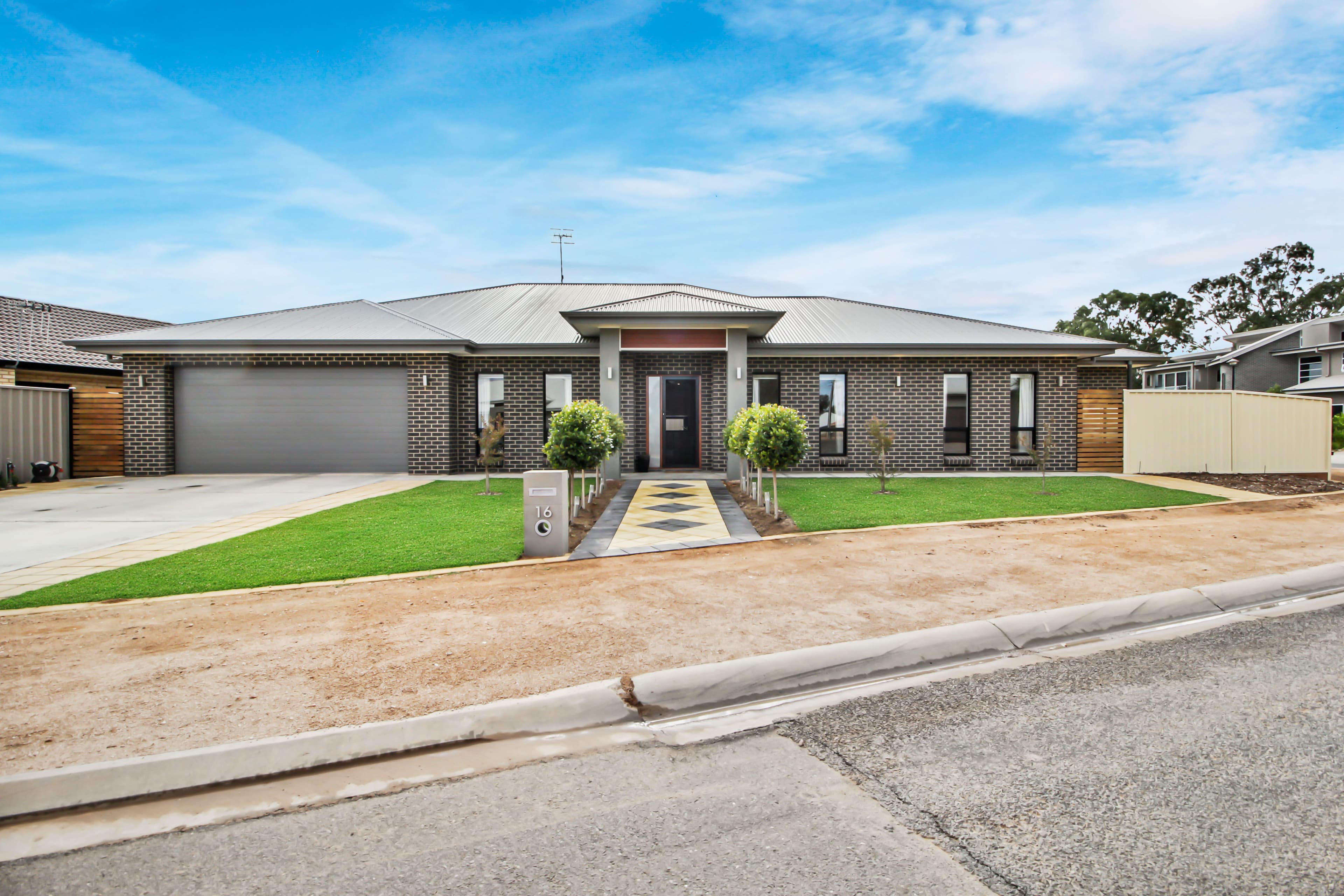 16 Ian Showell Drive, Renmark SA 5341, Renmark - Thumbnail 2