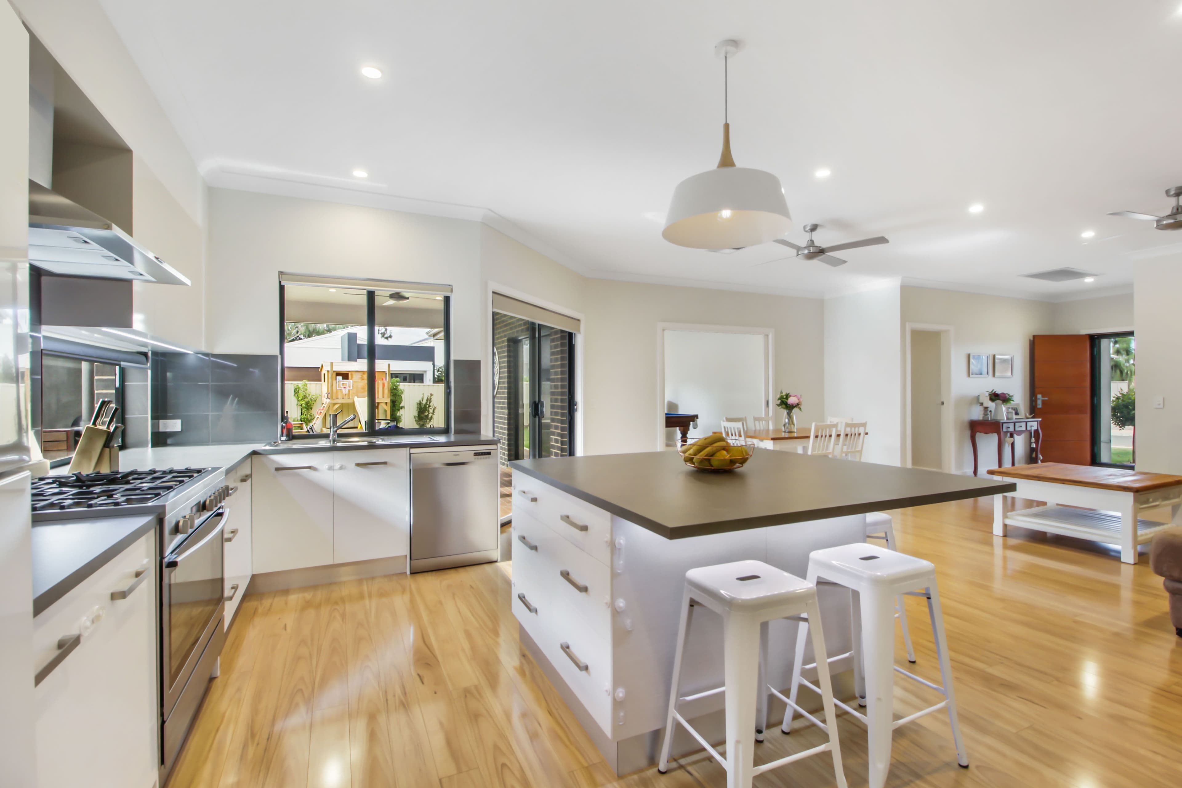 16 Ian Showell Drive, Renmark SA 5341, Renmark - Thumbnail 6