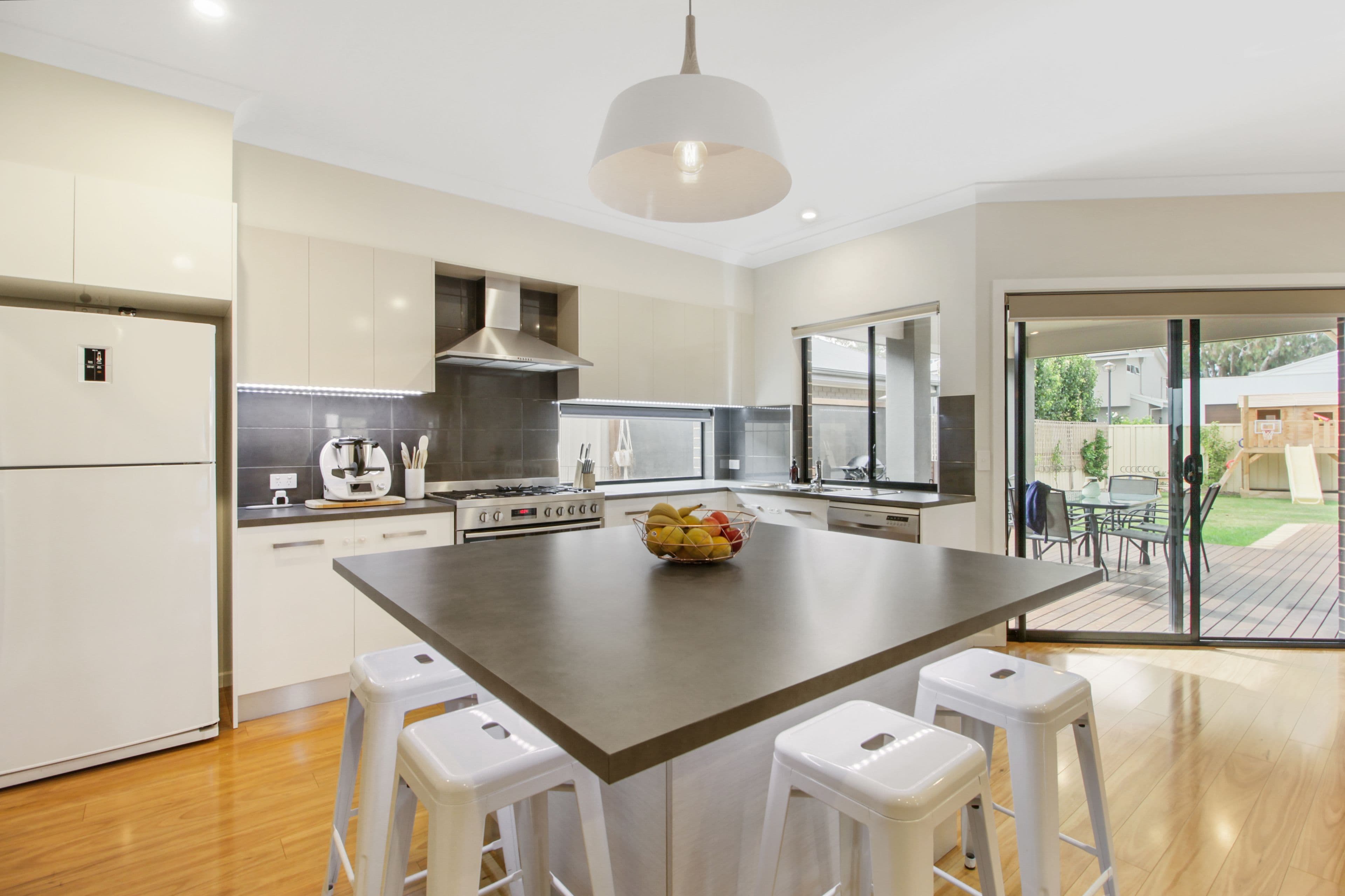 16 Ian Showell Drive, Renmark SA 5341, Renmark - Thumbnail 7