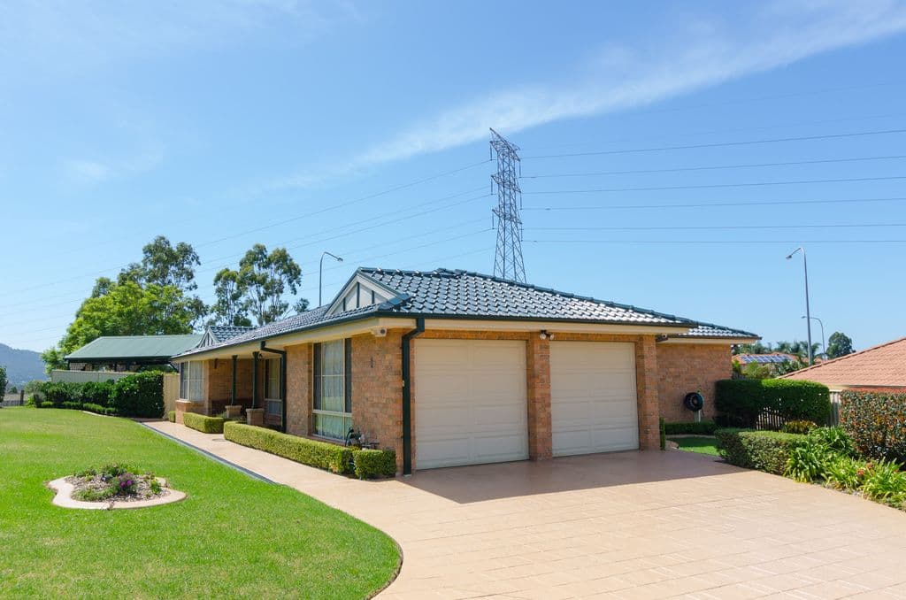 1 Ashbury Avenue, Horsley - Thumbnail 3
