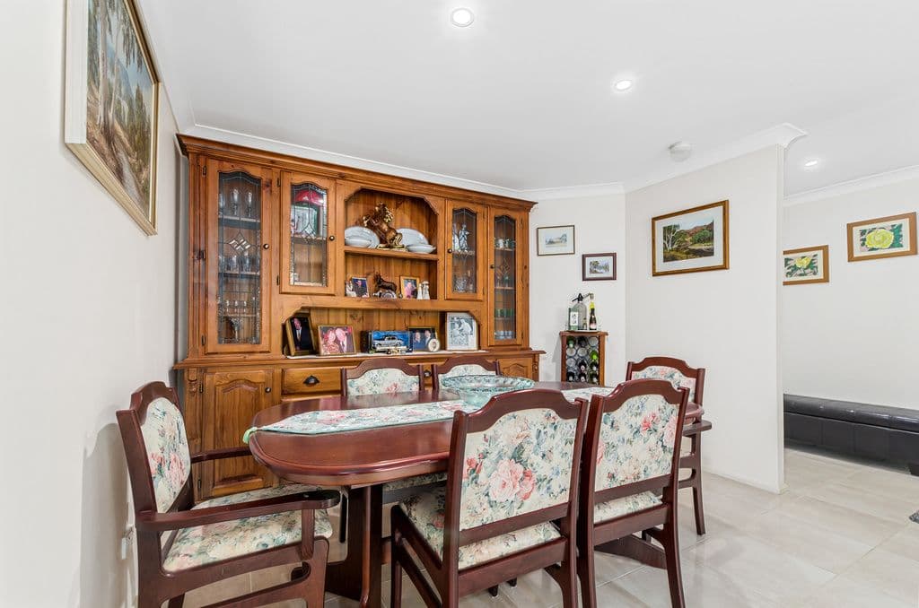 1 Ashbury Avenue, Horsley - Thumbnail 8
