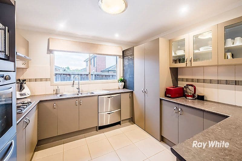 7 Trevino Way, Cranbourne North VIC 3977, Cranbourne North - Thumbnail 2