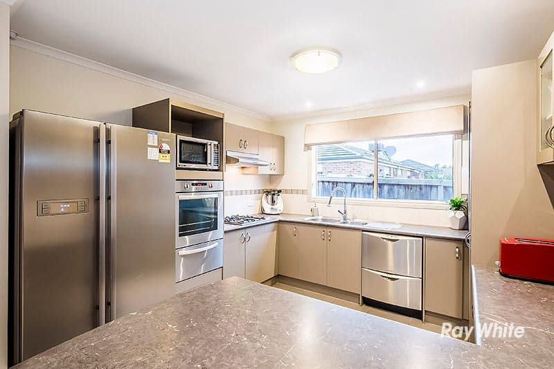 7 Trevino Way, Cranbourne North VIC 3977, Cranbourne North - Thumbnail 3