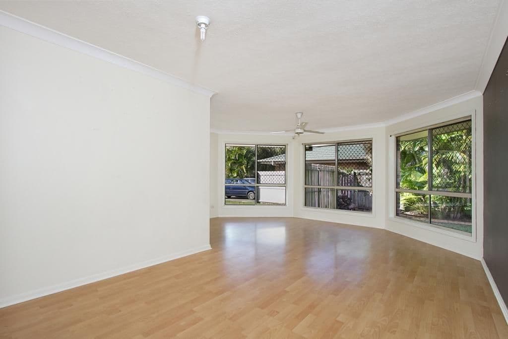 5 Cressbrook Court, MEADOWBROOK QLD 4131, Meadowbrook - Thumbnail 2