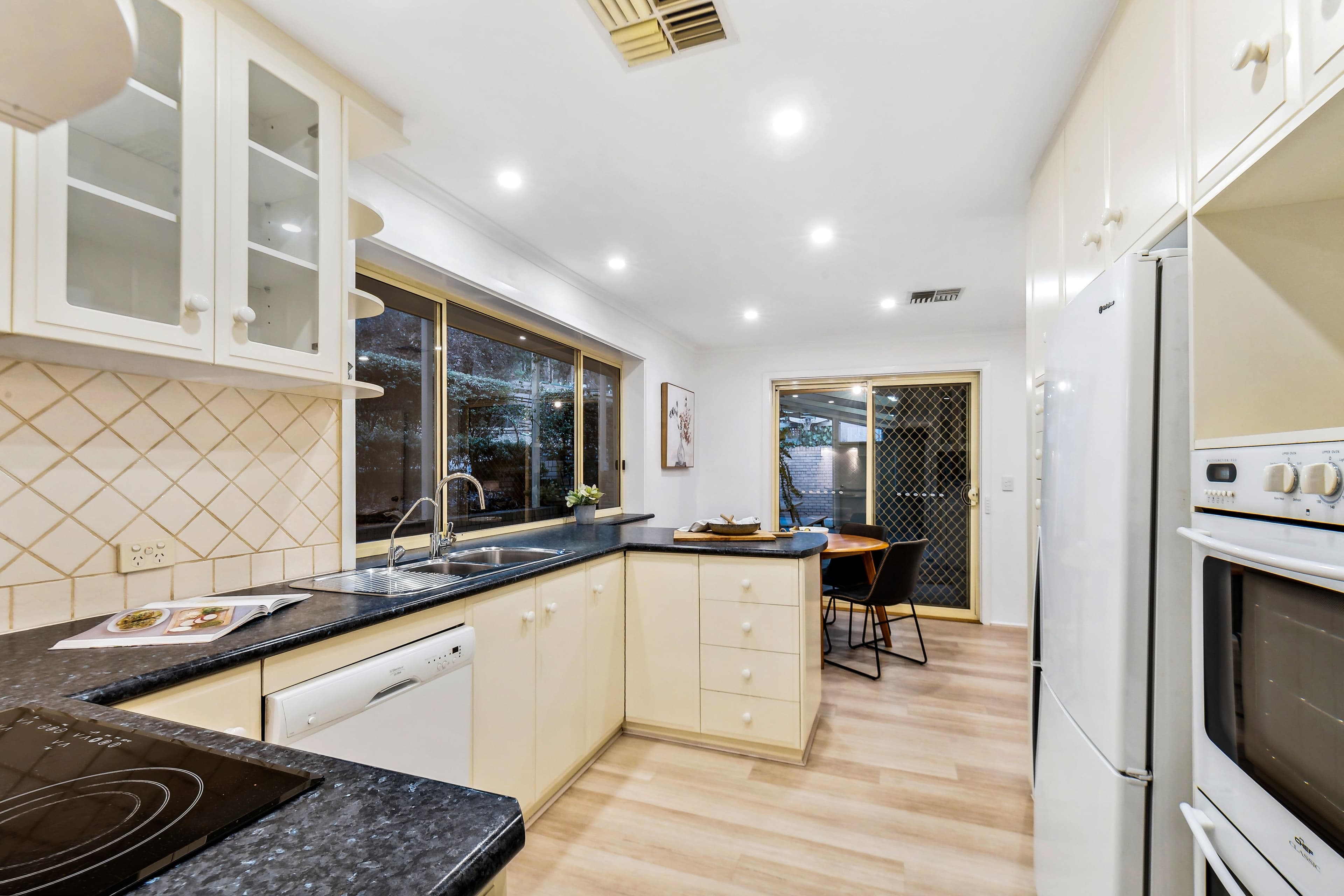 63 Thorngate Drive, Belair SA 5052, Belair - Thumbnail 8