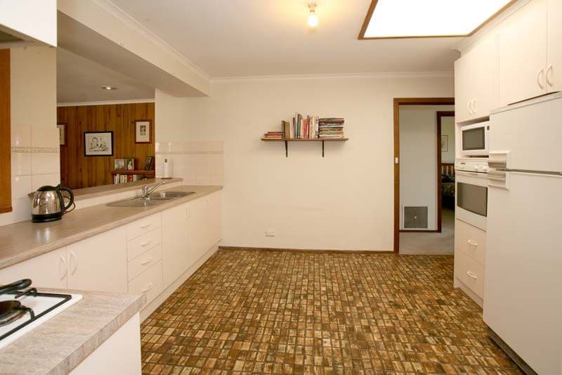 4 Patio Court, VERMONT SOUTH VIC 3133, Vermont South - Thumbnail 3