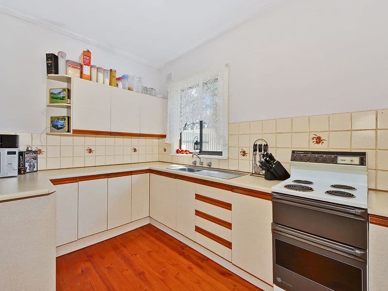 8 Larkhill Road, ELIZABETH NORTH SA 5113, Elizabeth North - Thumbnail 2