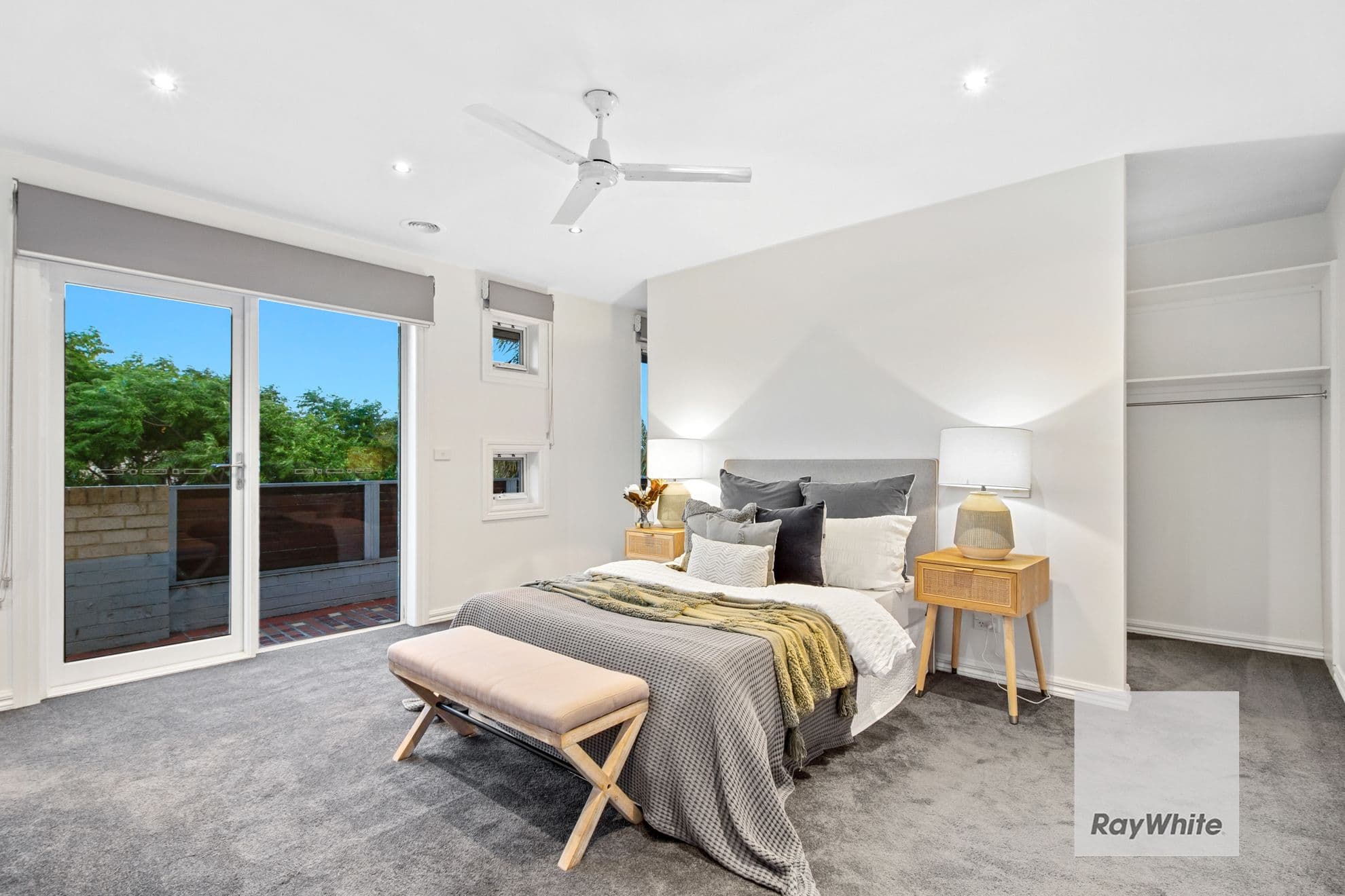 24 Olsen Retreat, Caroline Springs VIC 3023, Caroline Springs - Thumbnail 4
