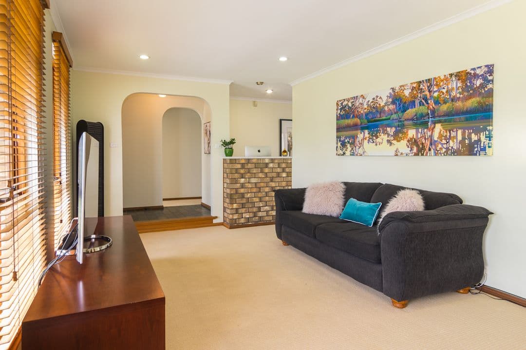 31 Tolcairn Crescent, Flagstaff Hill SA 5159, Flagstaff Hill - Thumbnail 4