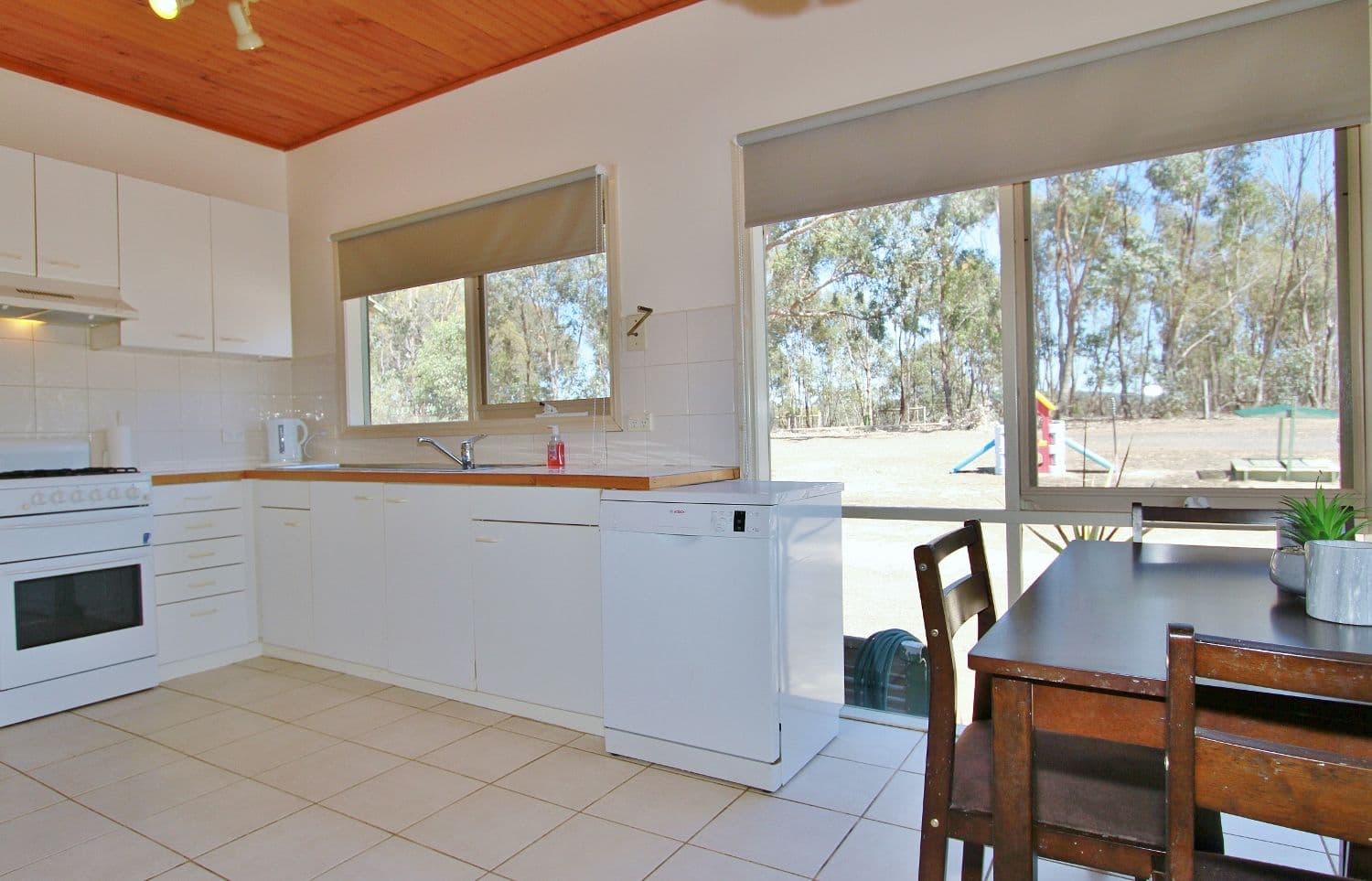 94 Wilson Road, Heathcote VIC 3523, Heathcote - Thumbnail 2