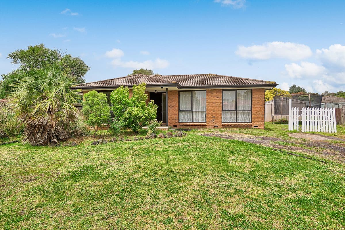 12 Hindmarsh Court, Cranbourne North VIC 3977, Cranbourne North - Thumbnail 4