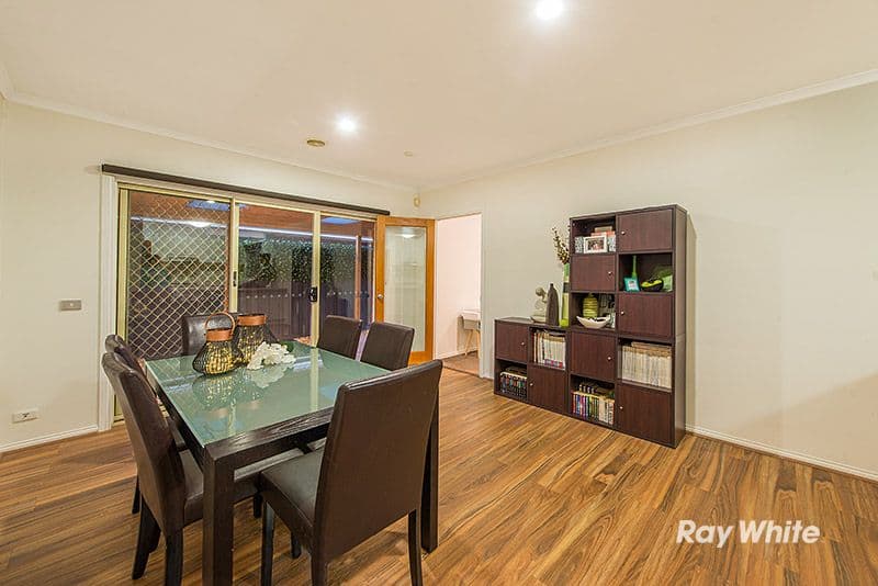6 Bewley Way, Berwick VIC 3806, Berwick - Thumbnail 3