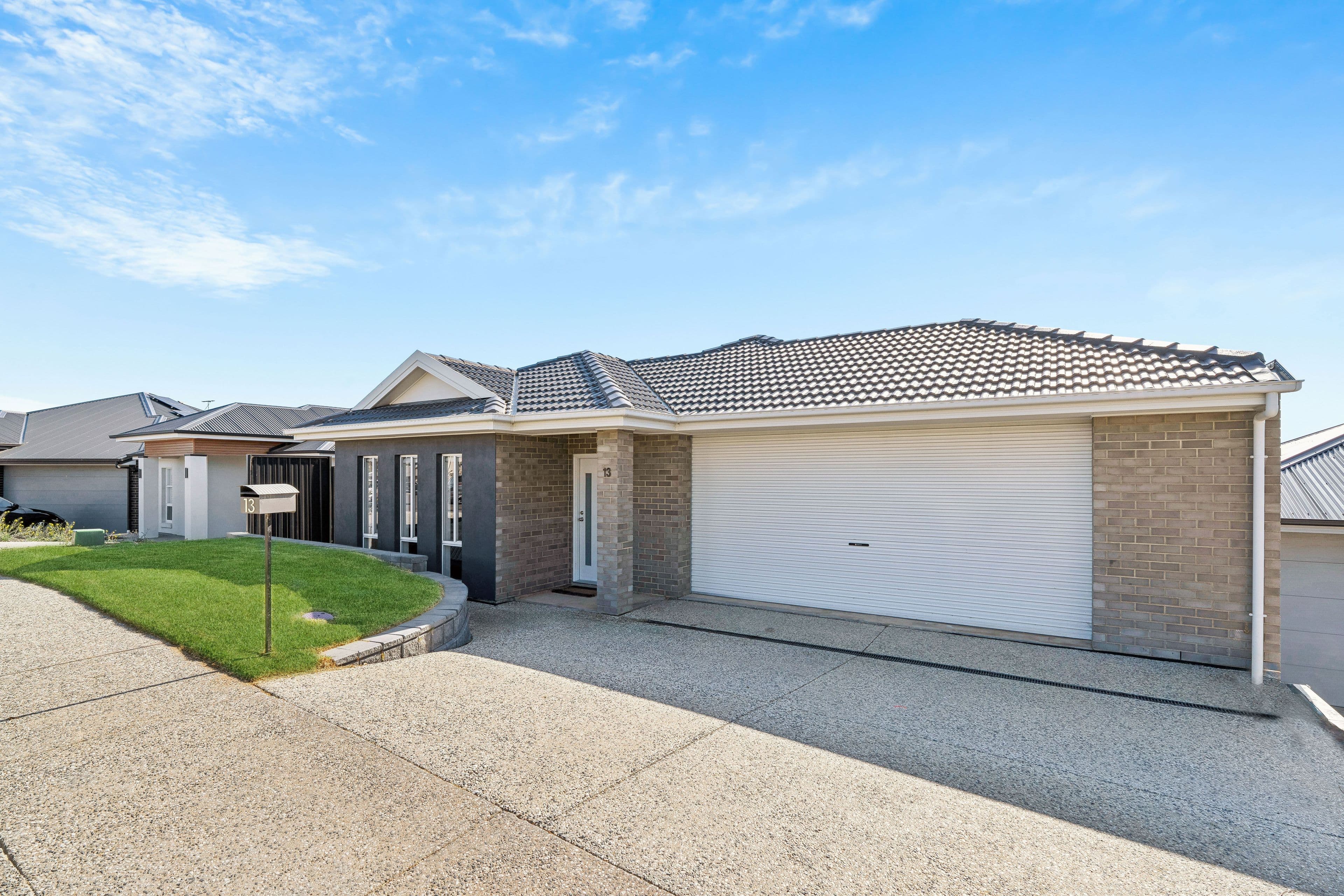 13 Vermont Road, Seaford Heights SA 5169, Seaford Heights - Thumbnail 2