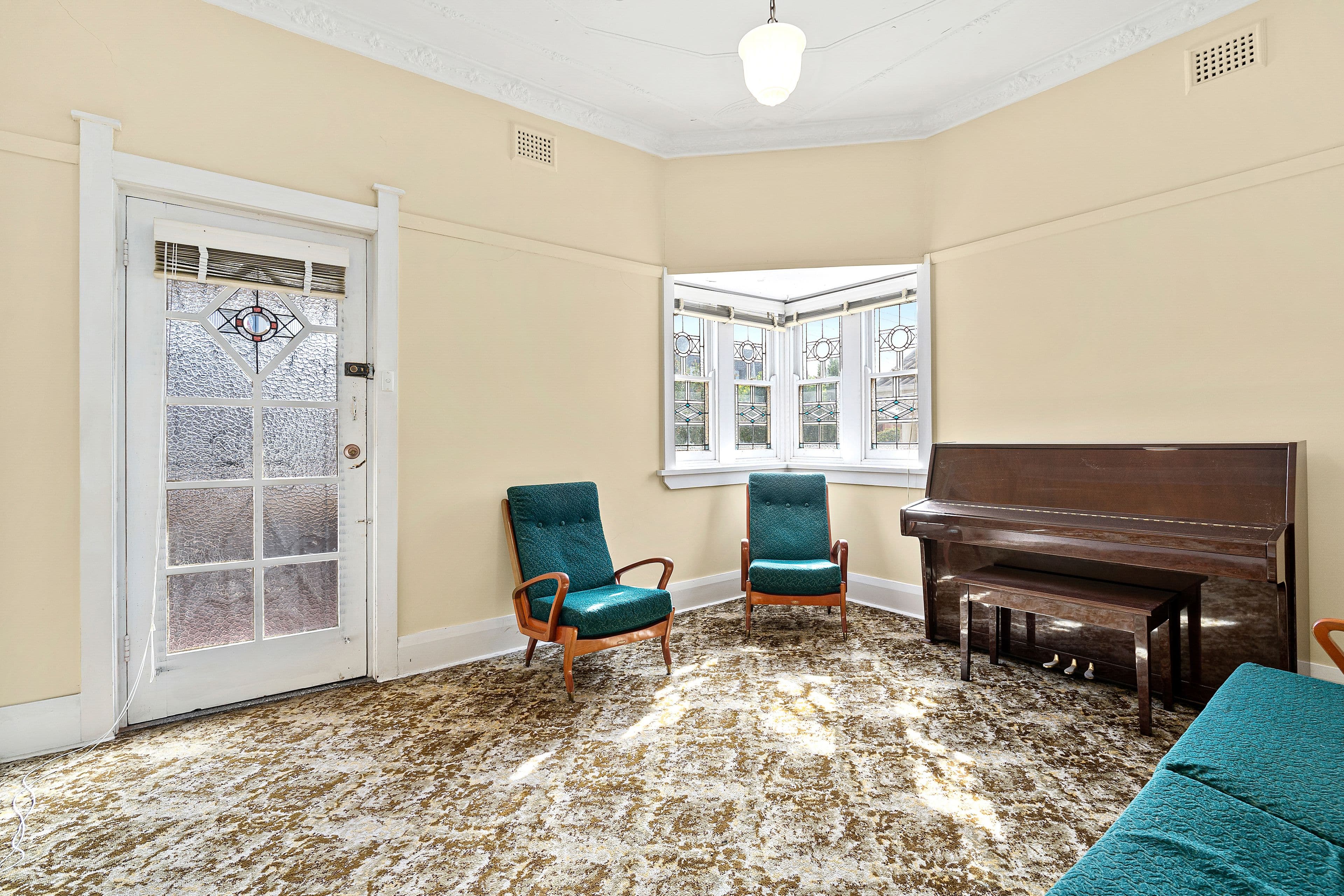 576 Forest Road, Bexley NSW 2207, Bexley - Thumbnail 2
