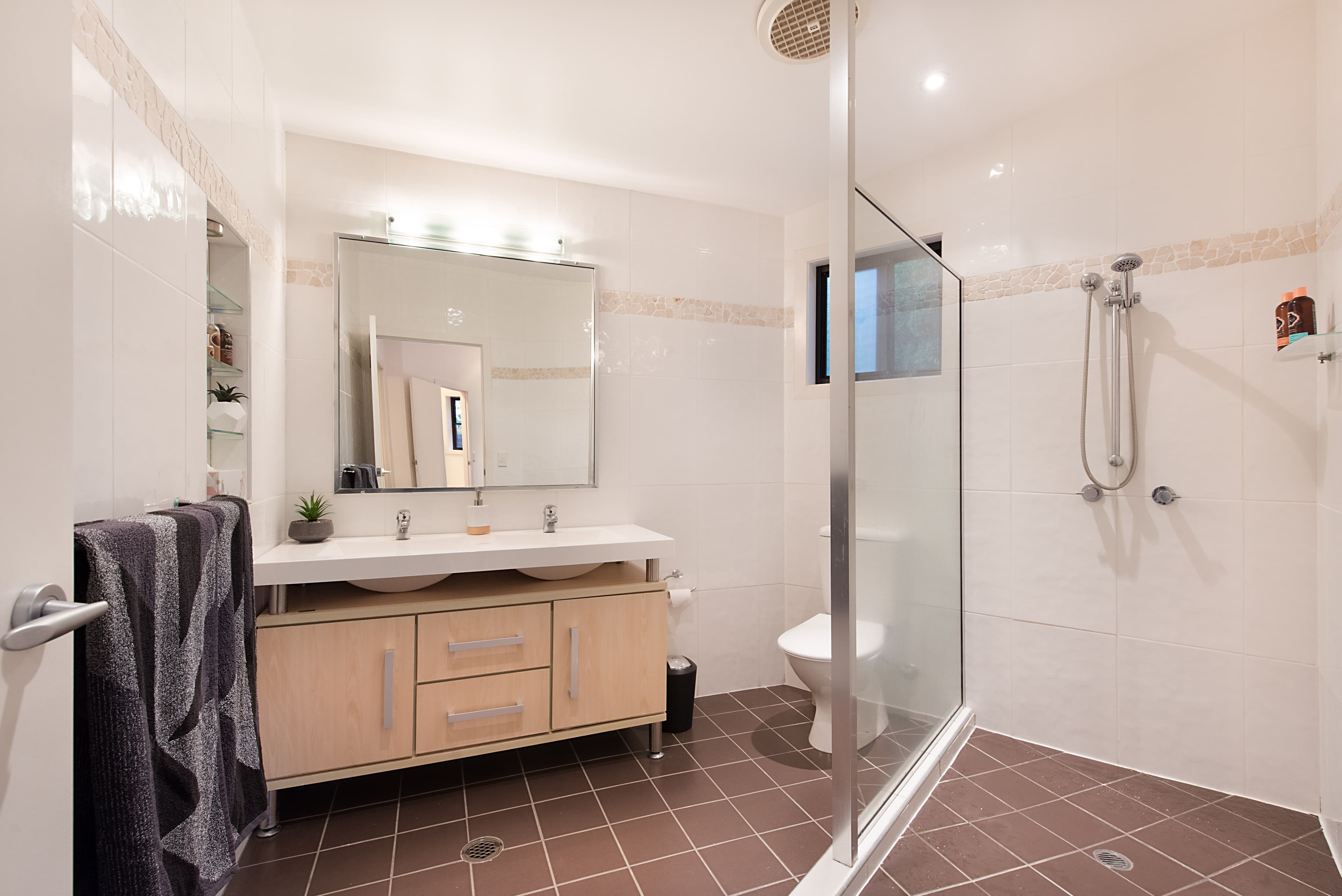 31 Barton Street, West Footscray - Thumbnail 7