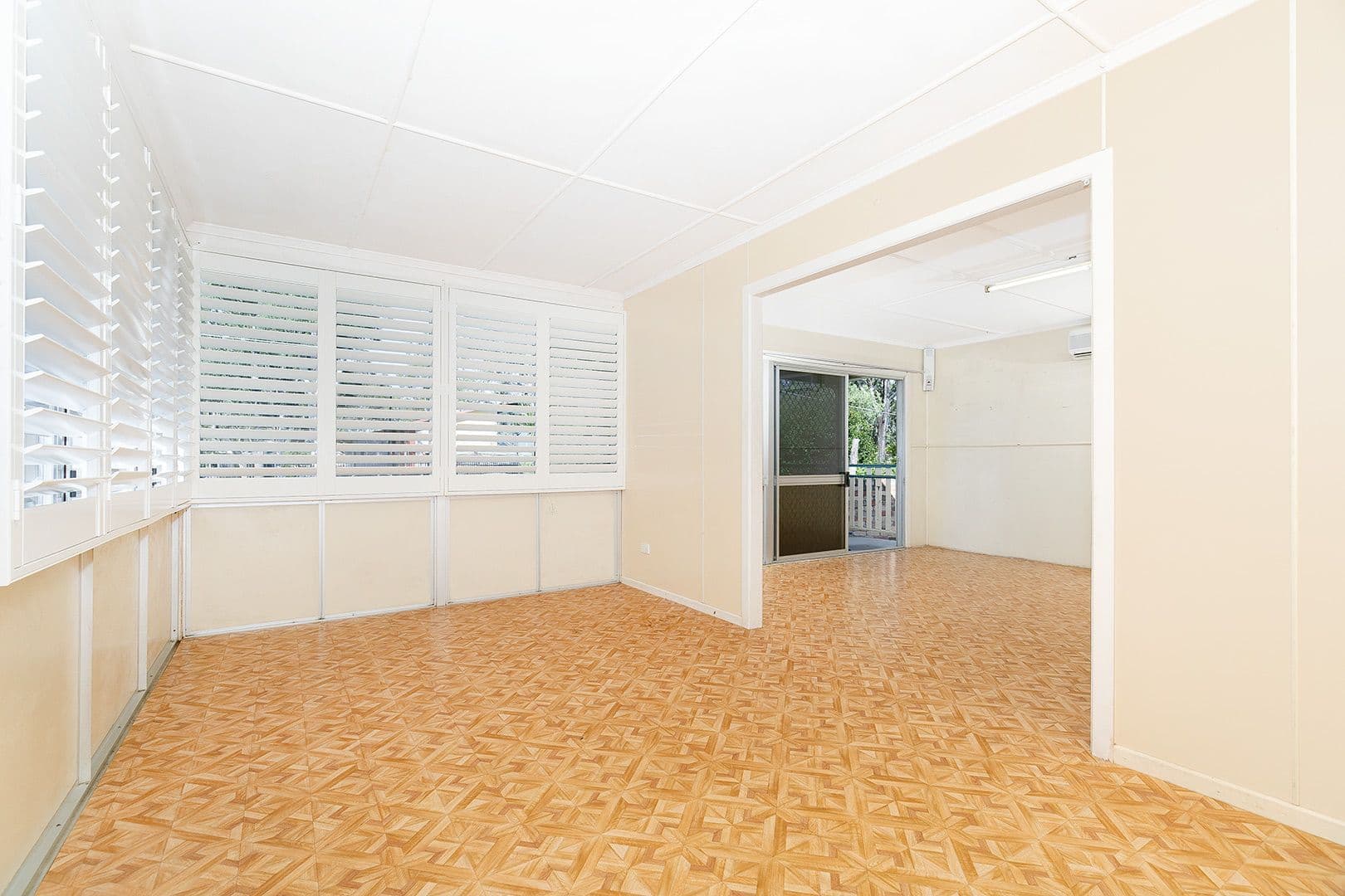 49 Pratten Street, Corinda QLD 4075, Corinda - Thumbnail 5