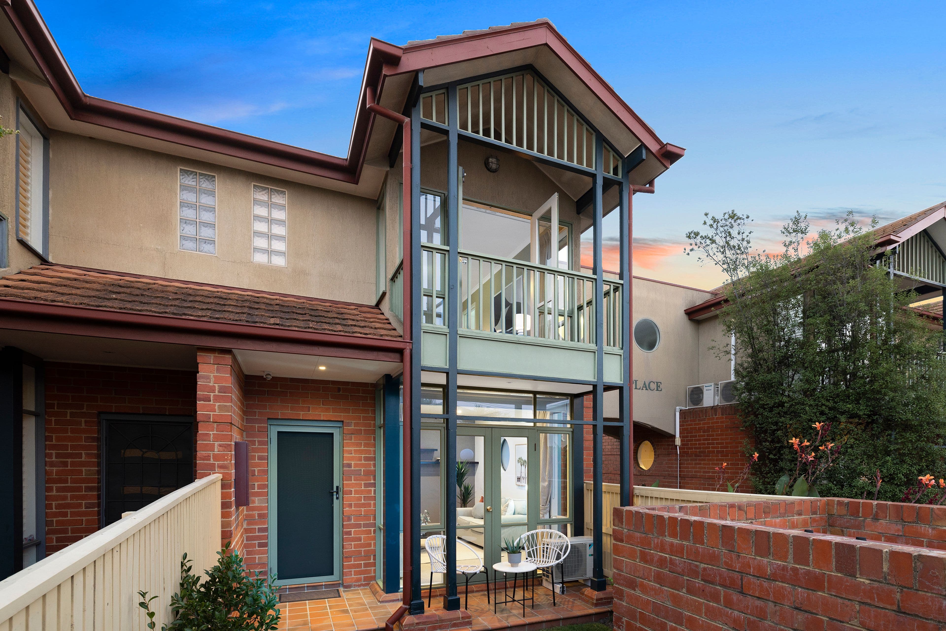 5-7 Hall Street, Cheltenham VIC 3192, Cheltenham - Thumbnail 2