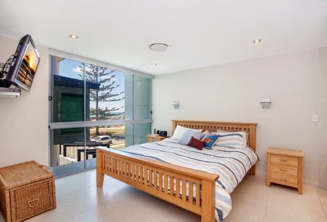 108 Pacific Parade 'Kirra Pearl', Bilinga QLD 4225, Bilinga - Thumbnail 5