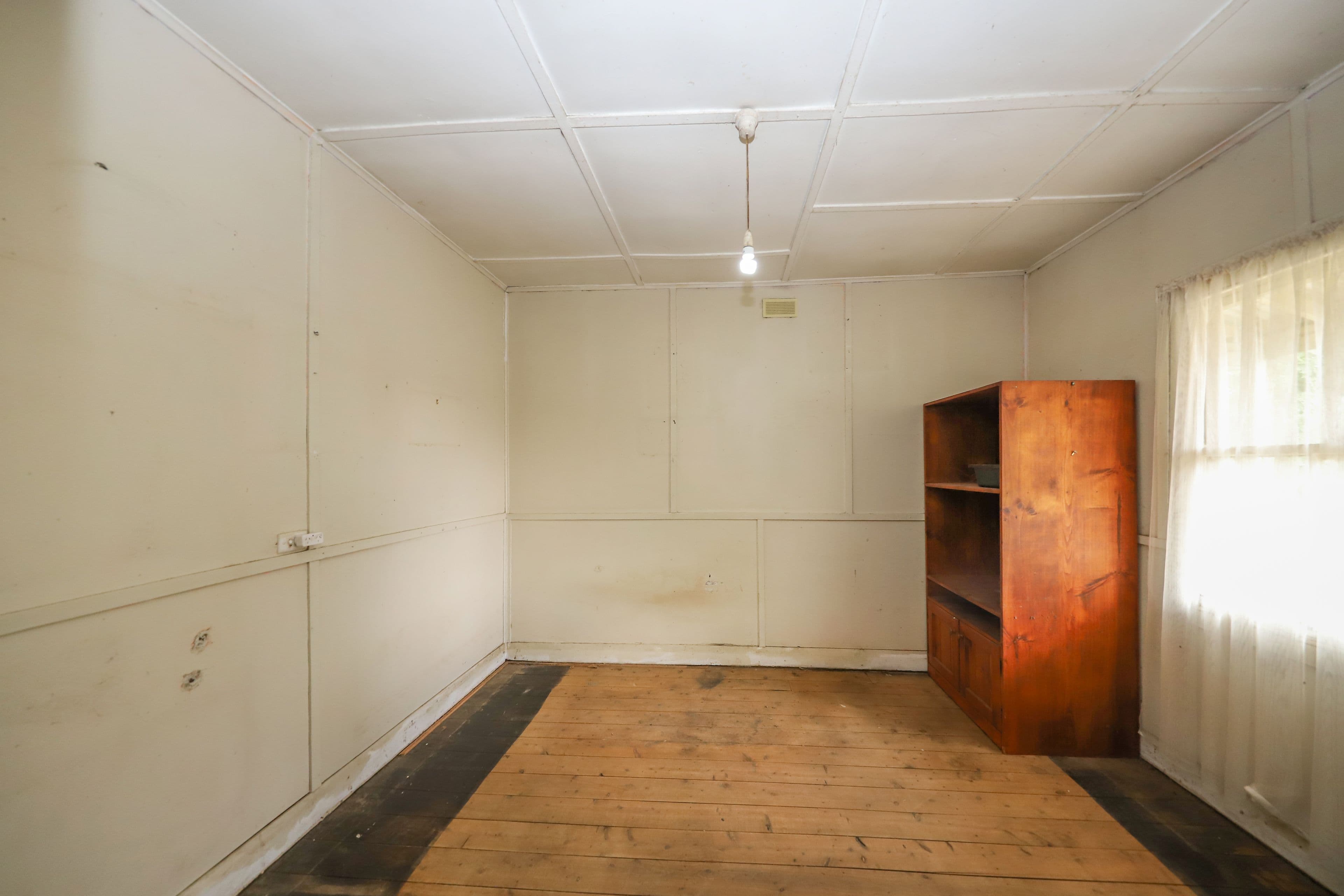 74 Adelong Road, Tumut NSW 2720, Tumut - Thumbnail 7