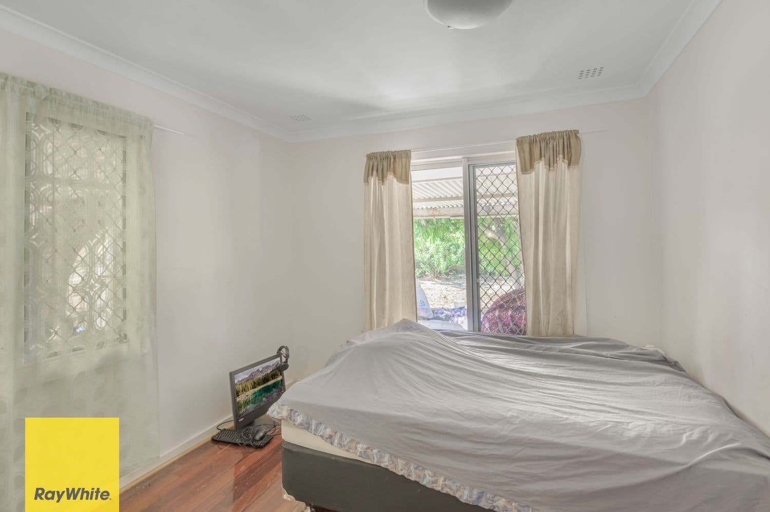 34 Edgington Crescent, Koondoola WA 6064, Koondoola - Thumbnail 5