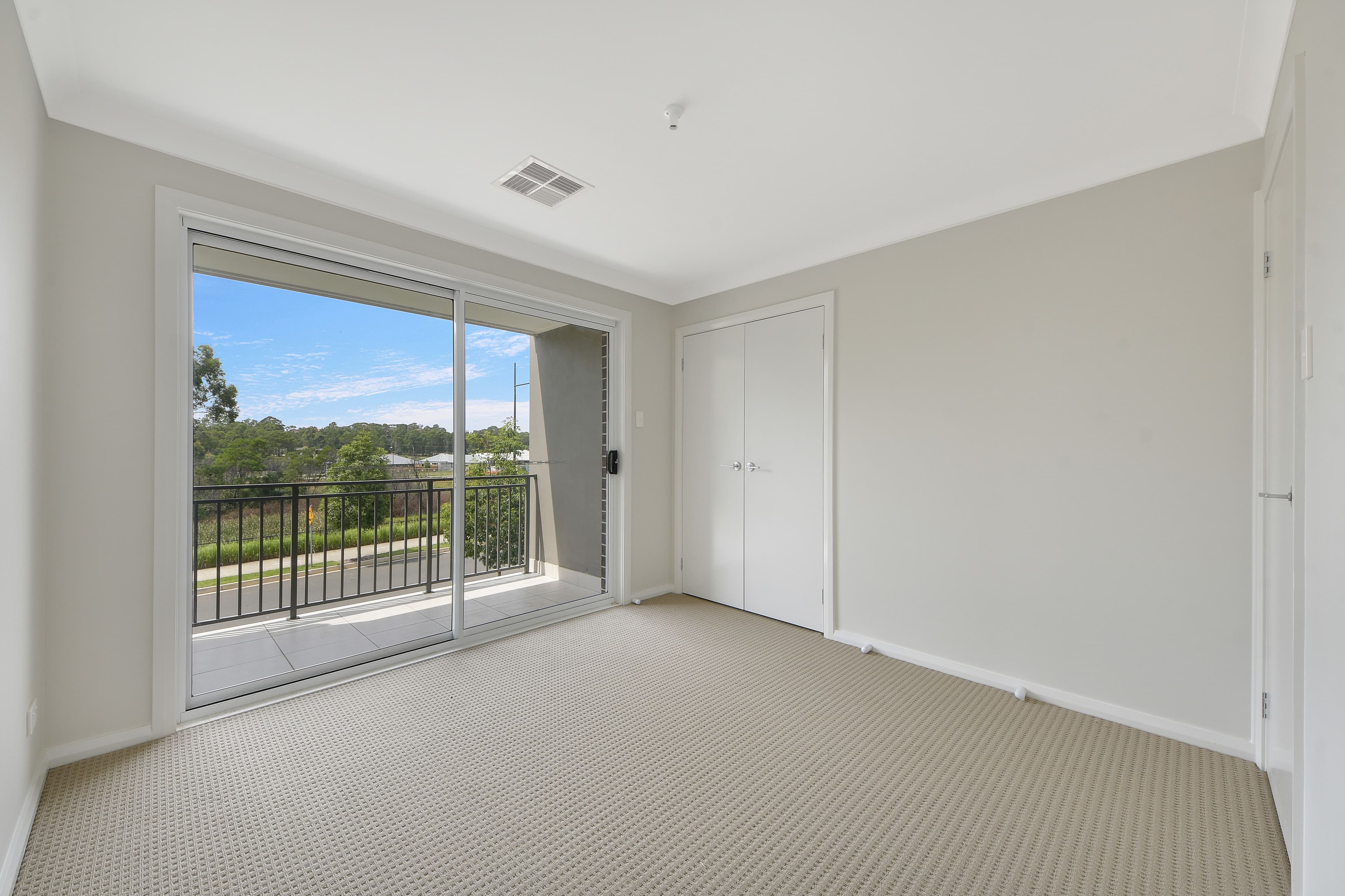 94 Goldsmith Avenue, Campbelltown NSW 2560, Campbelltown - Thumbnail 6
