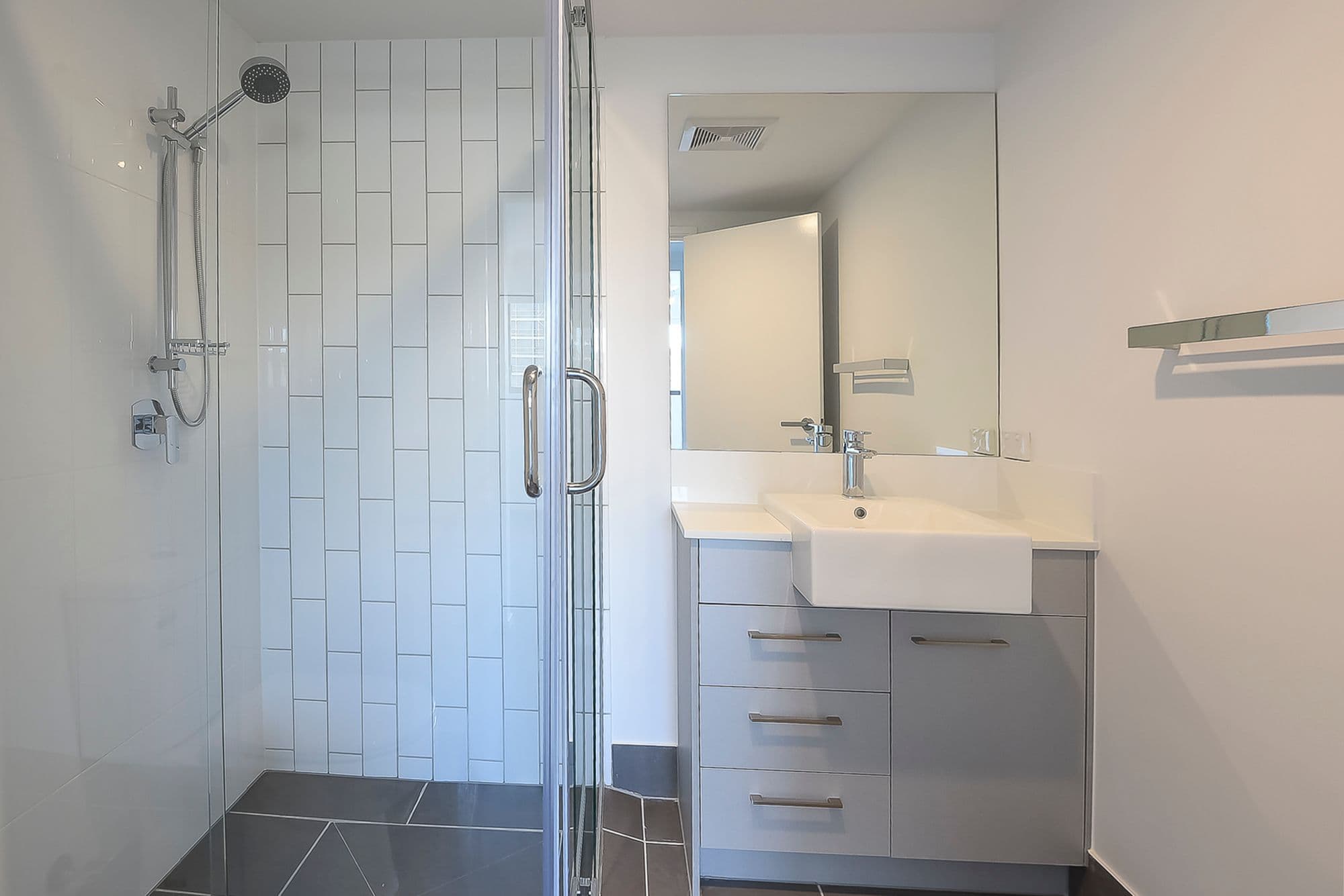9-15 Regina Street, Greenslopes QLD 4120, Greenslopes - Thumbnail 8