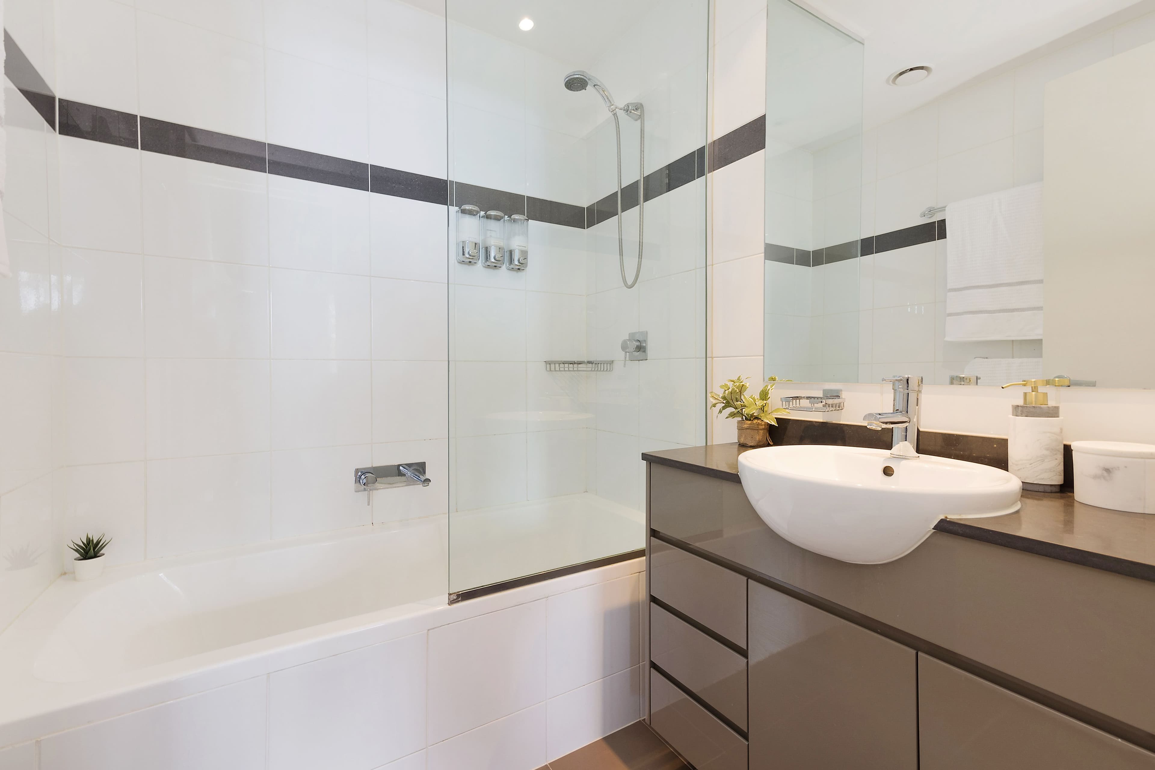 10 Avon Road, Pymble NSW 2073, Pymble - Thumbnail 6