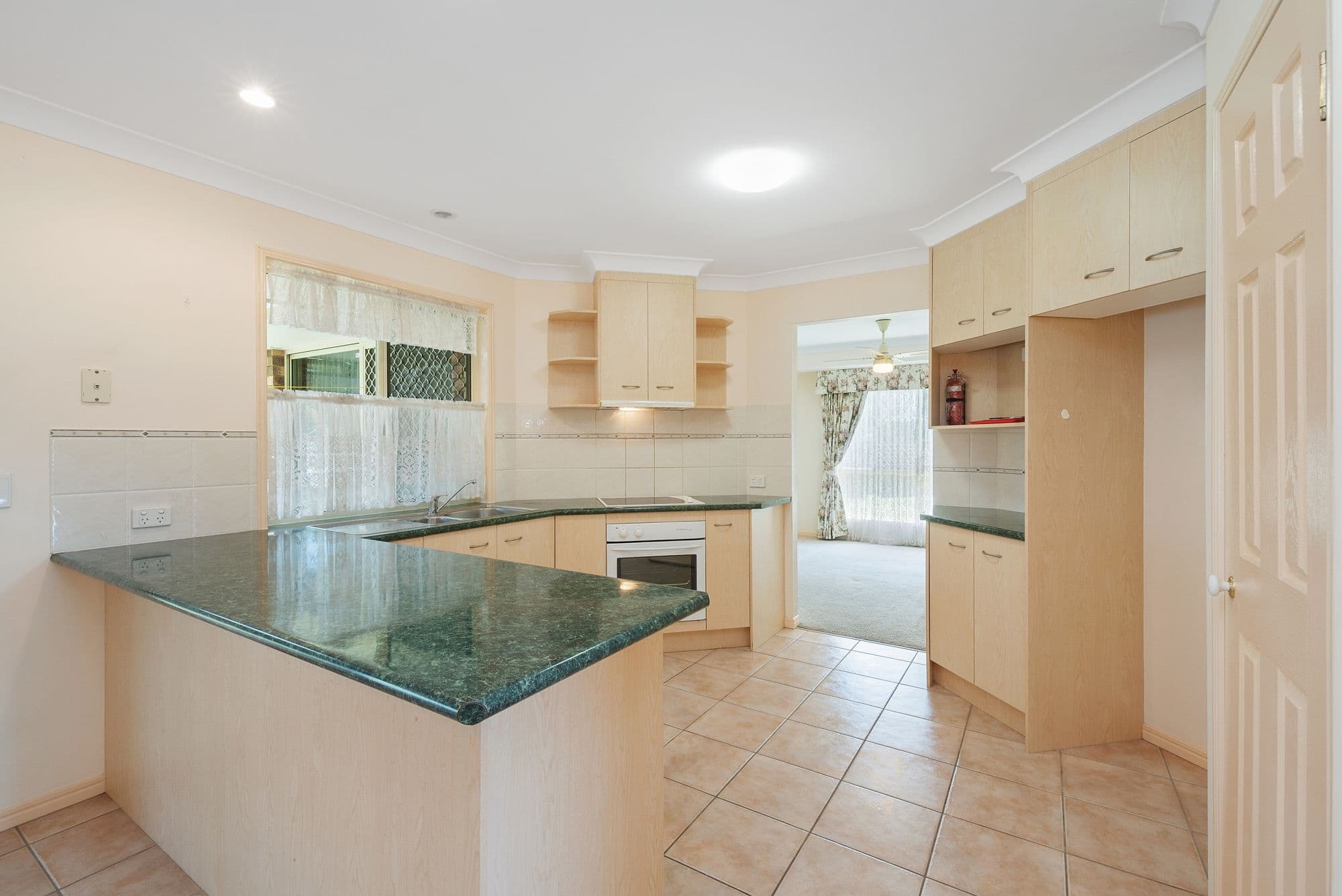 9 Alambi Court, Rothwell QLD 4022, Rothwell - Thumbnail 2