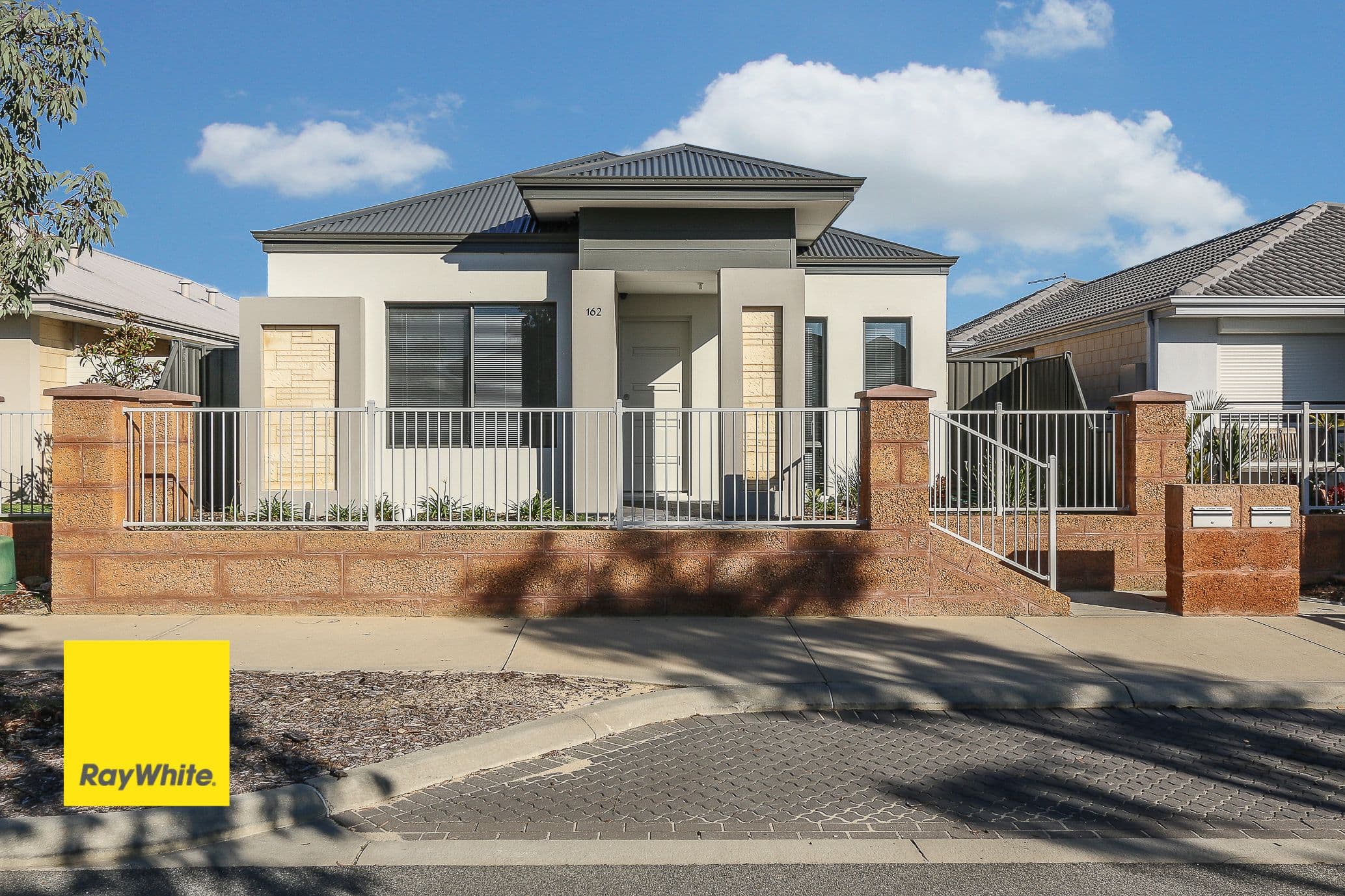 162 Grandis Boulevard, Banksia Grove WA 6031, Banksia Grove - Image 1