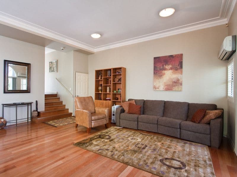 62 Ryans Road, ST LUCIA QLD 4067, St Lucia - Thumbnail 5