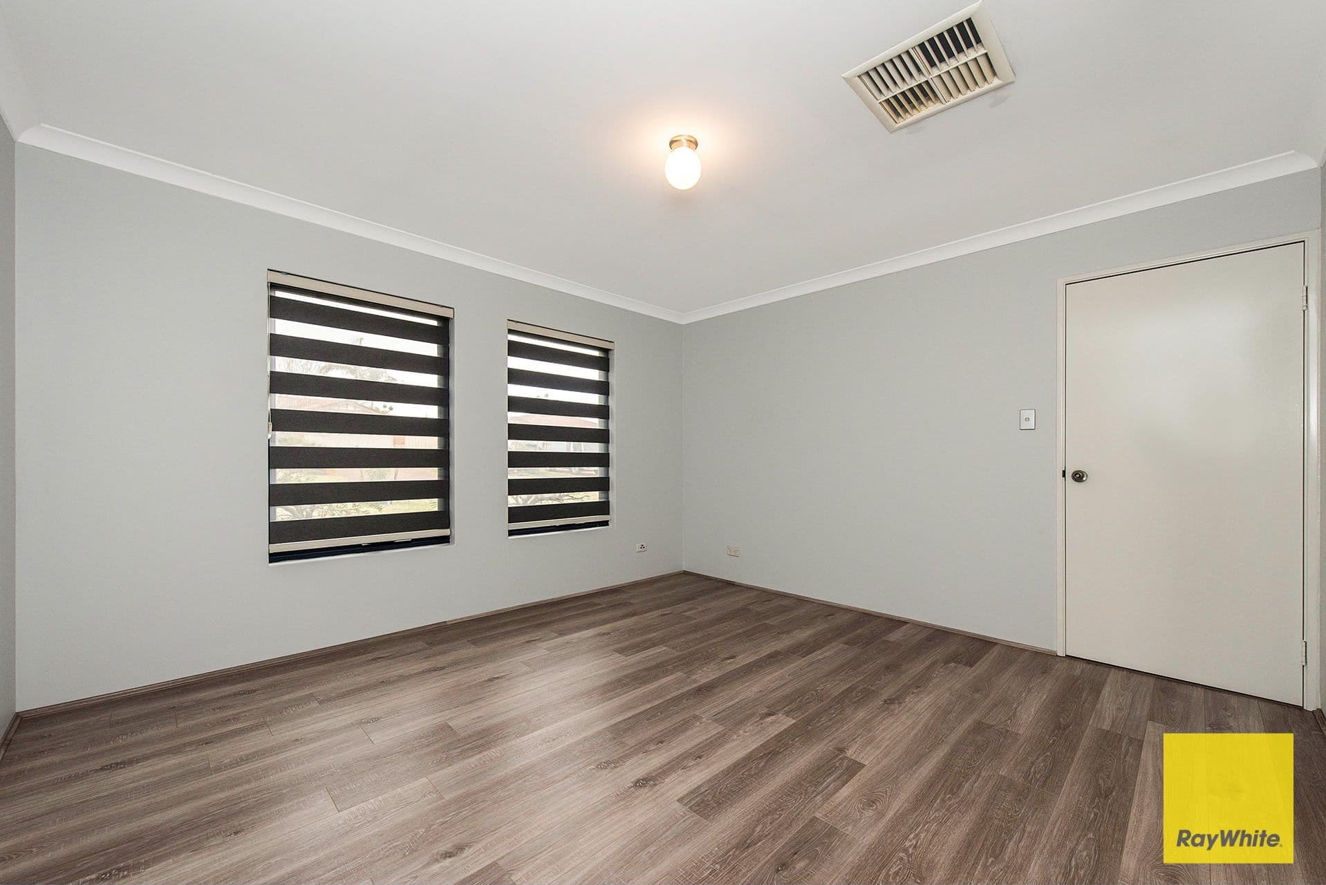 84 Dumbarton Road, Canning Vale WA 6155, Canning Vale - Thumbnail 7