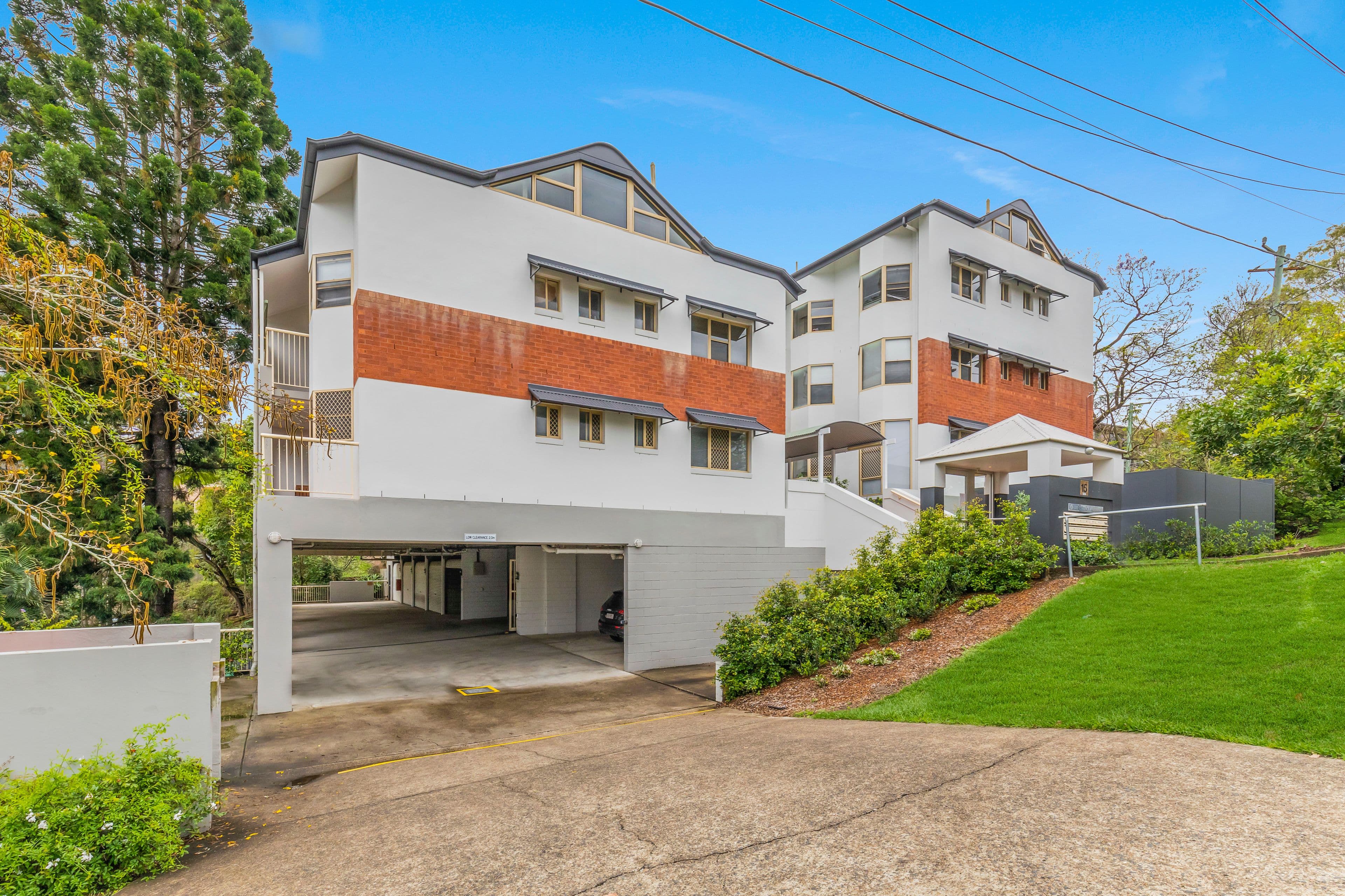 8 Norfolk Street, Maidstone - Image 1
