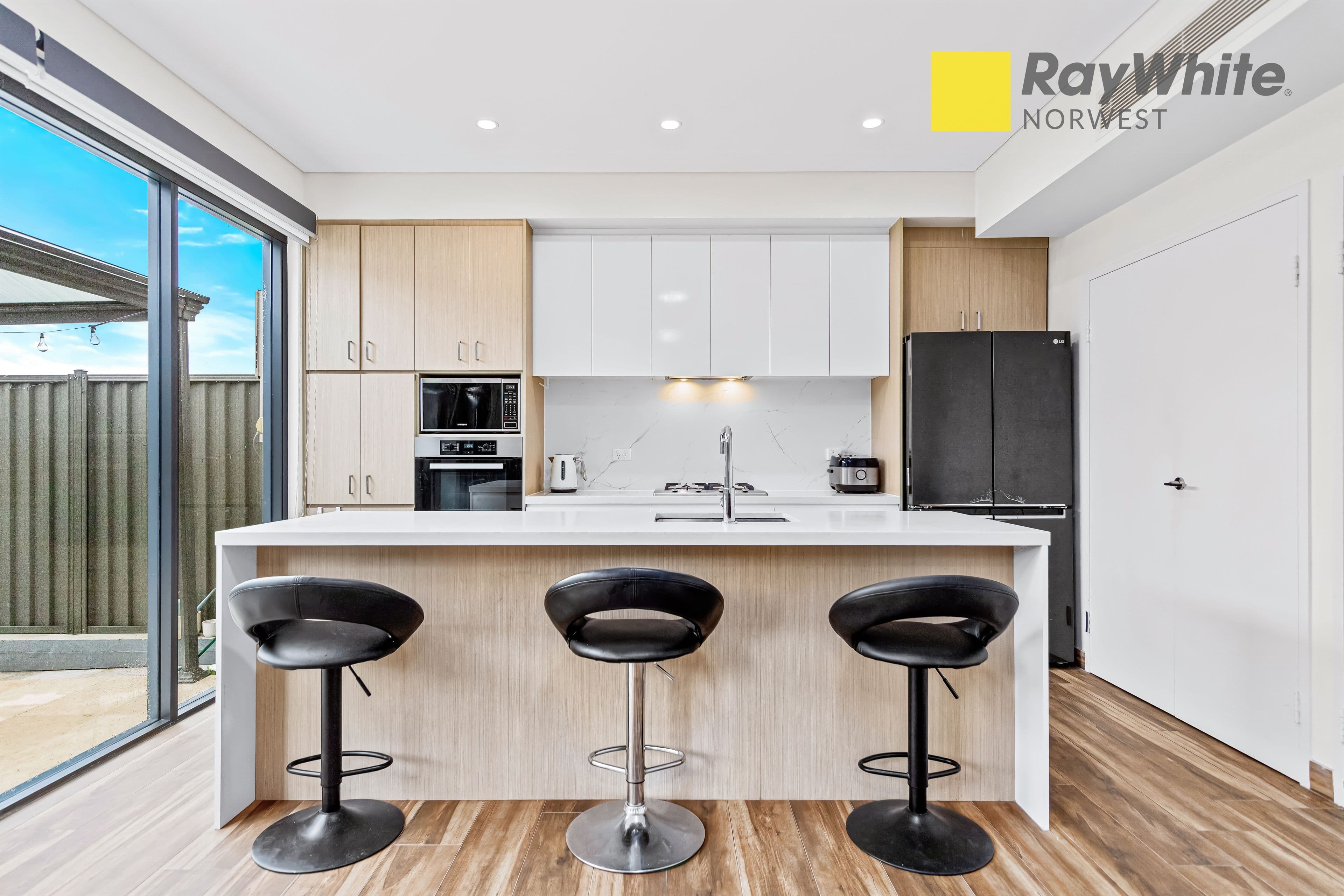 33 Weid Place, Kellyville NSW 2155, Kellyville - Thumbnail 2