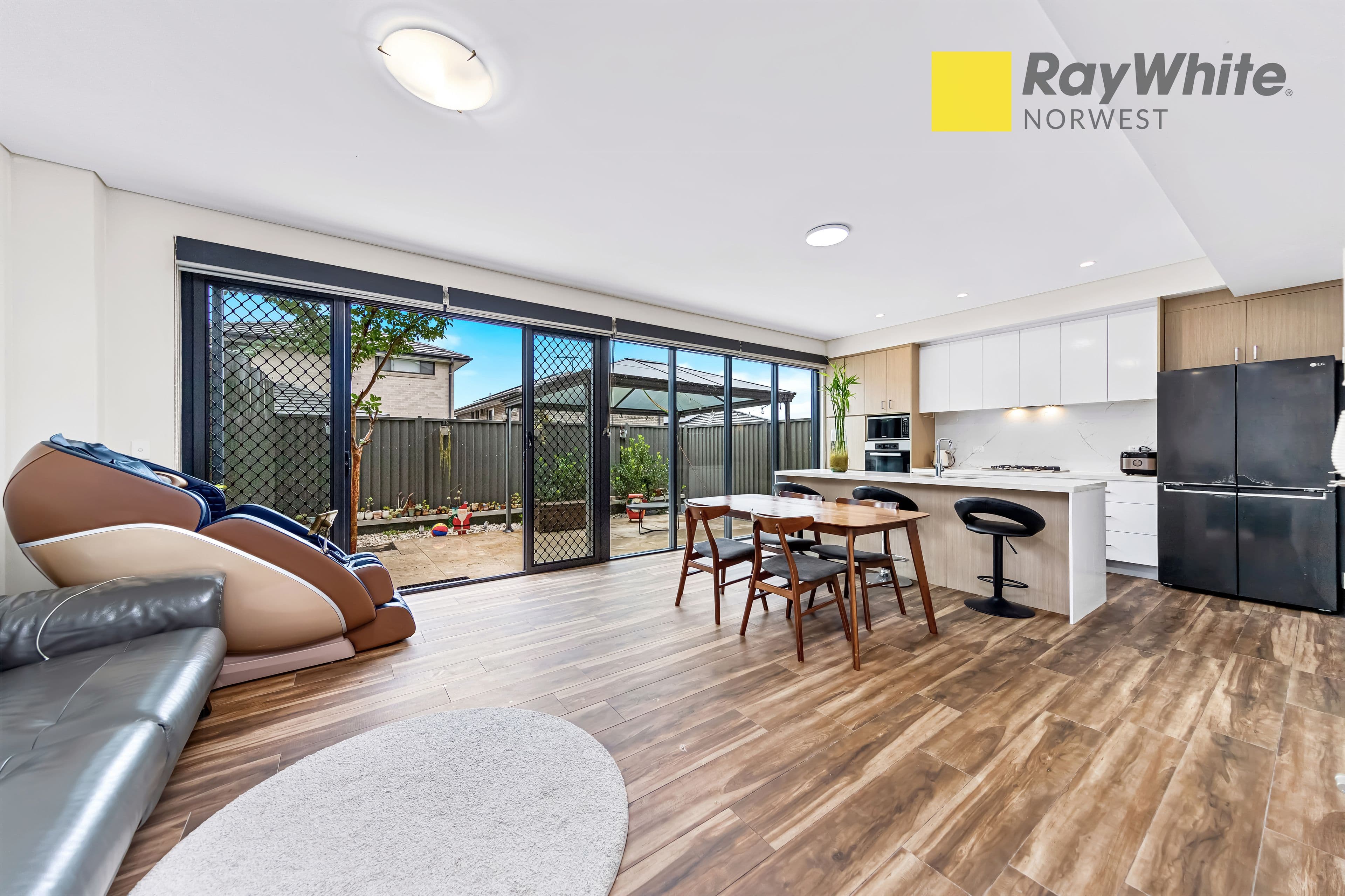 33 Weid Place, Kellyville NSW 2155, Kellyville - Thumbnail 3