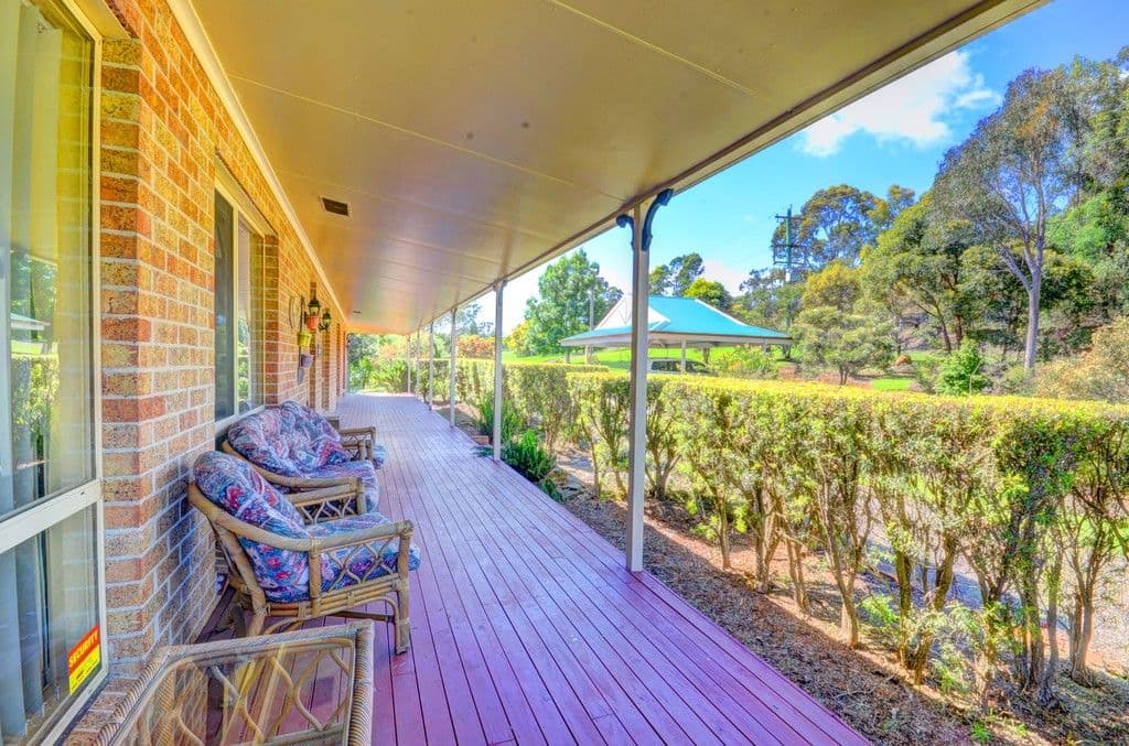 22 Grice Street, Carisbrook VIC 3464, Carisbrook - Thumbnail 2