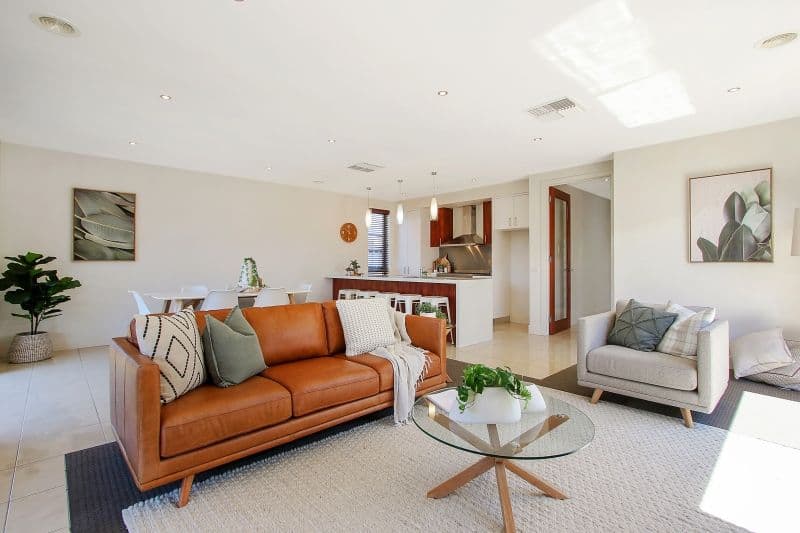 209 Rivergum Drive, East Albury - Thumbnail 2