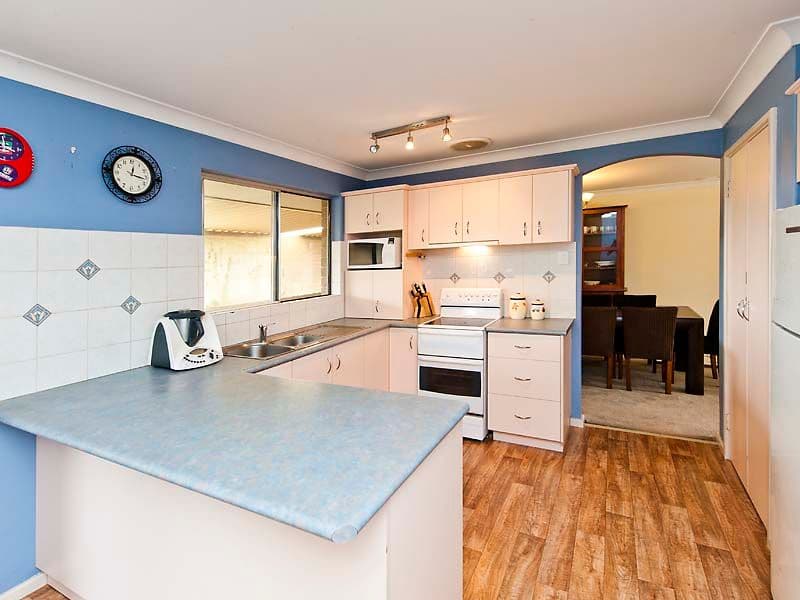 44 Brigalow Way, LESMURDIE WA 6076, Lesmurdie - Thumbnail 4